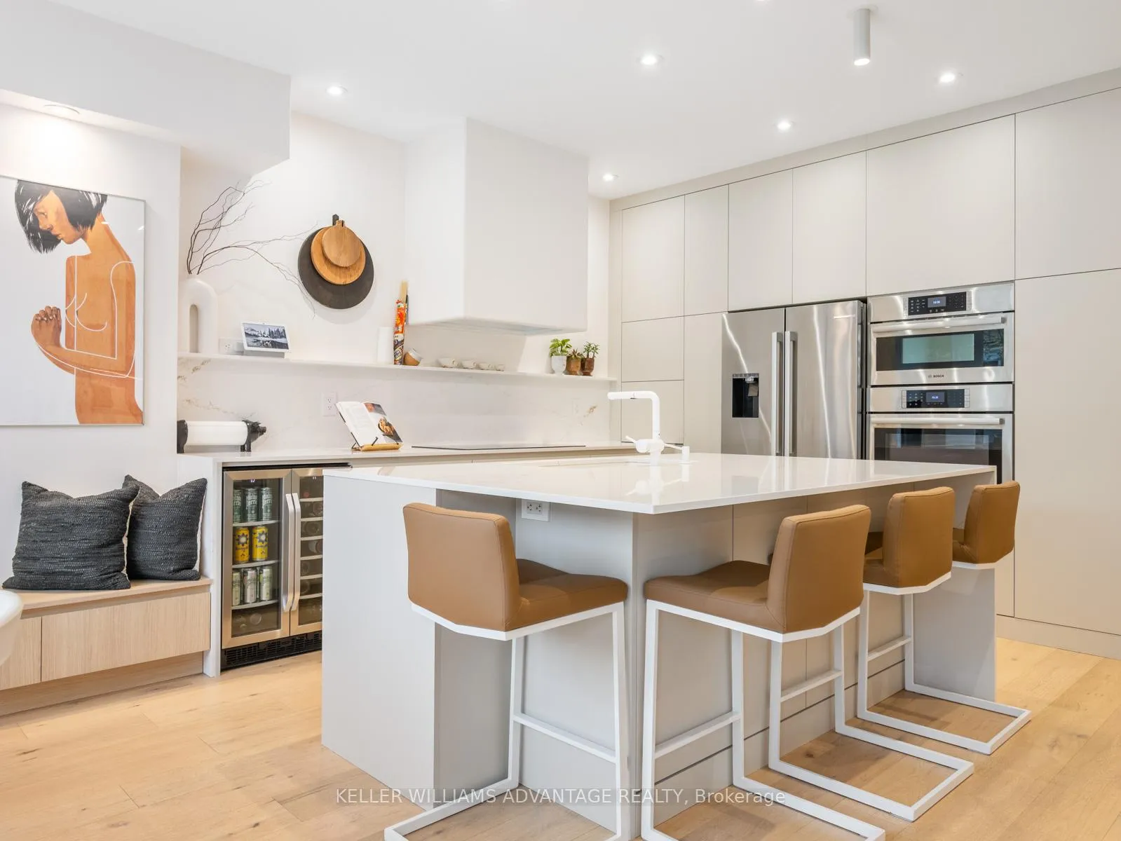 Photo 10 of 87 Boardwalk Drive, Toronto, The Beaches — HOMEH