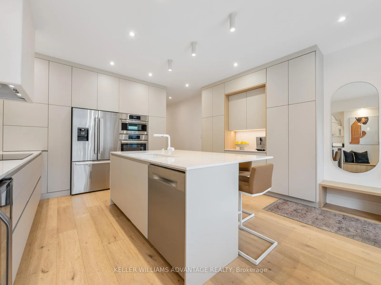 Photo 15 of 87 Boardwalk Drive, Toronto, The Beaches — HOMEH