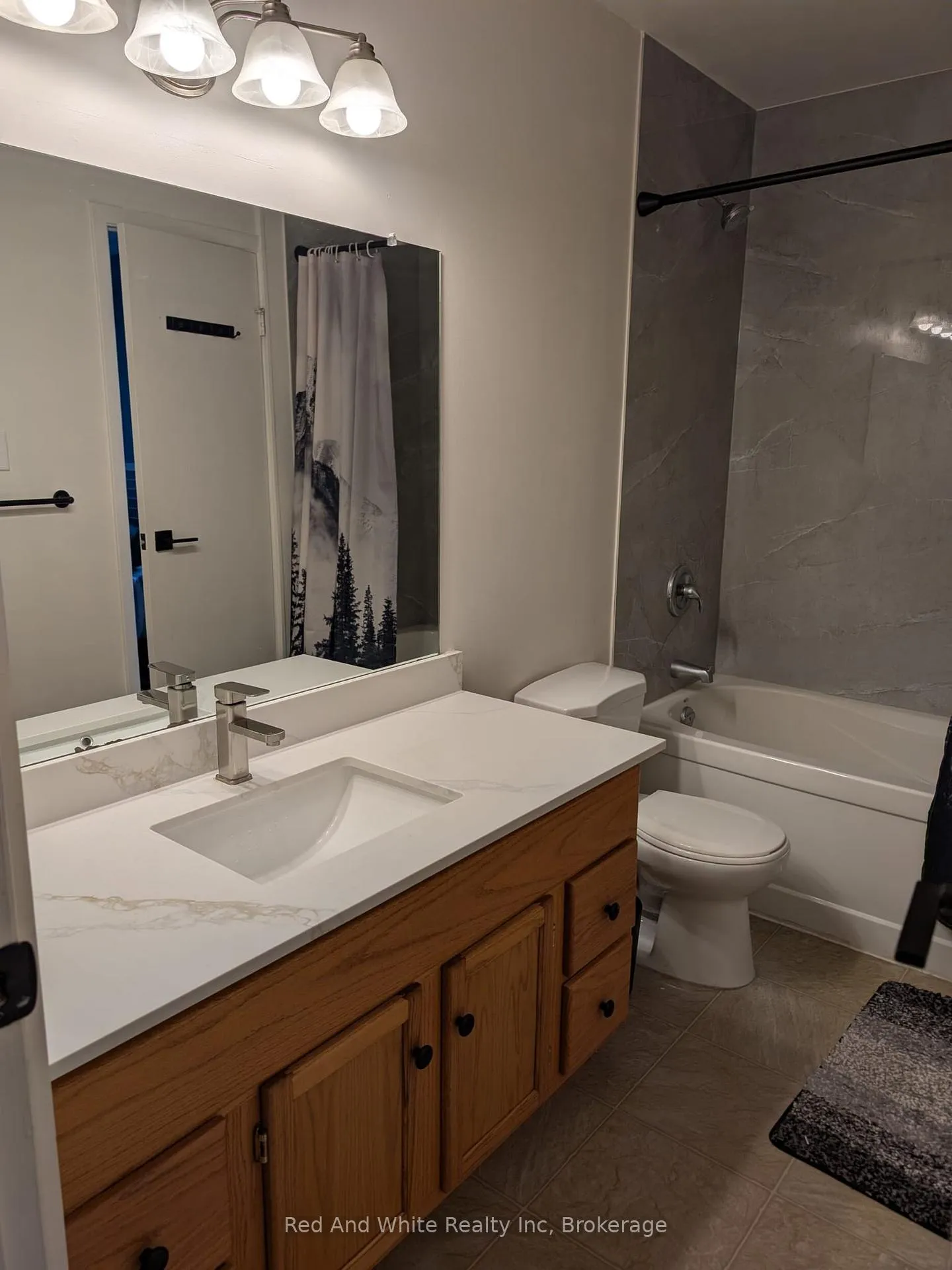 Photo 9 of Unit 4, 1920 Culver Drive, London, East H — HOMEH