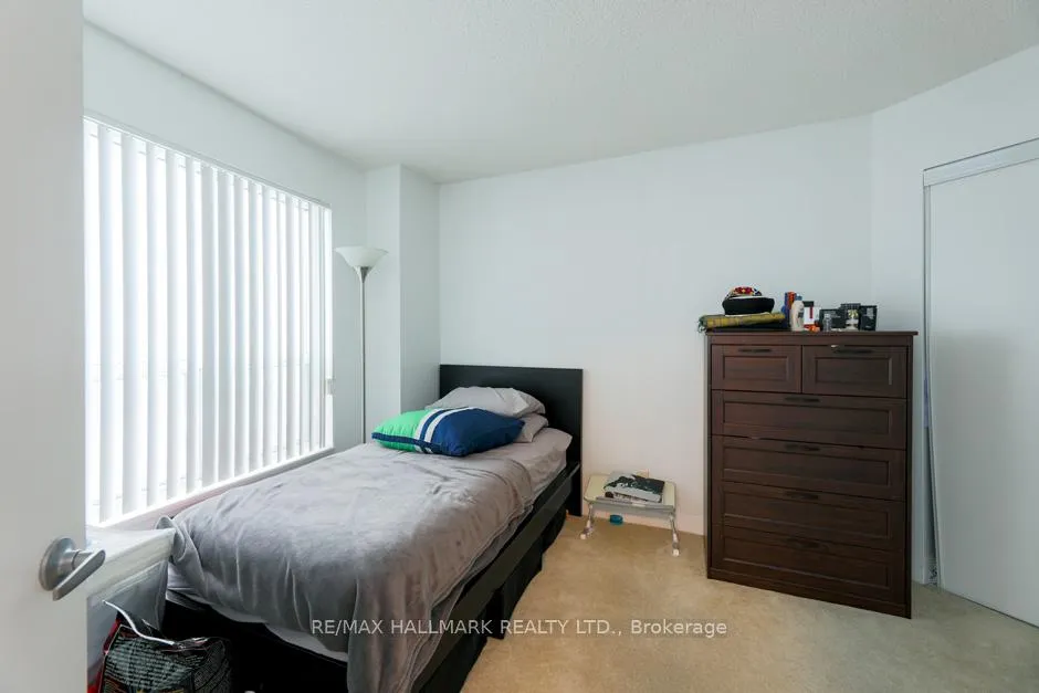 Photo 4 of Unit 911, 36 Lee Centre Drive, Scarborough, Woburn — HOMEH
