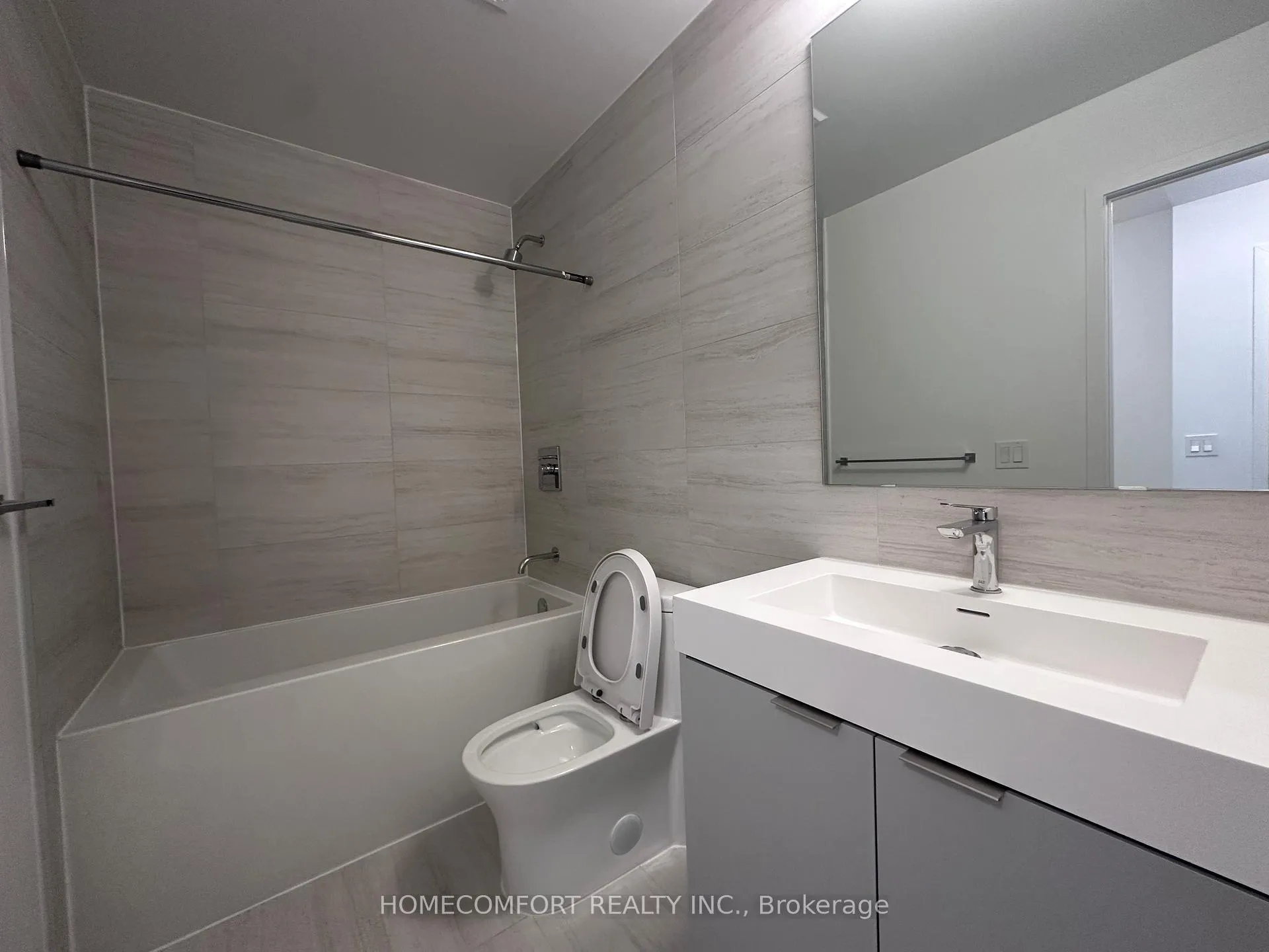Photo 6 of Unit 1122, 498 caldari Road, Vaughan, Concord — HOMEH