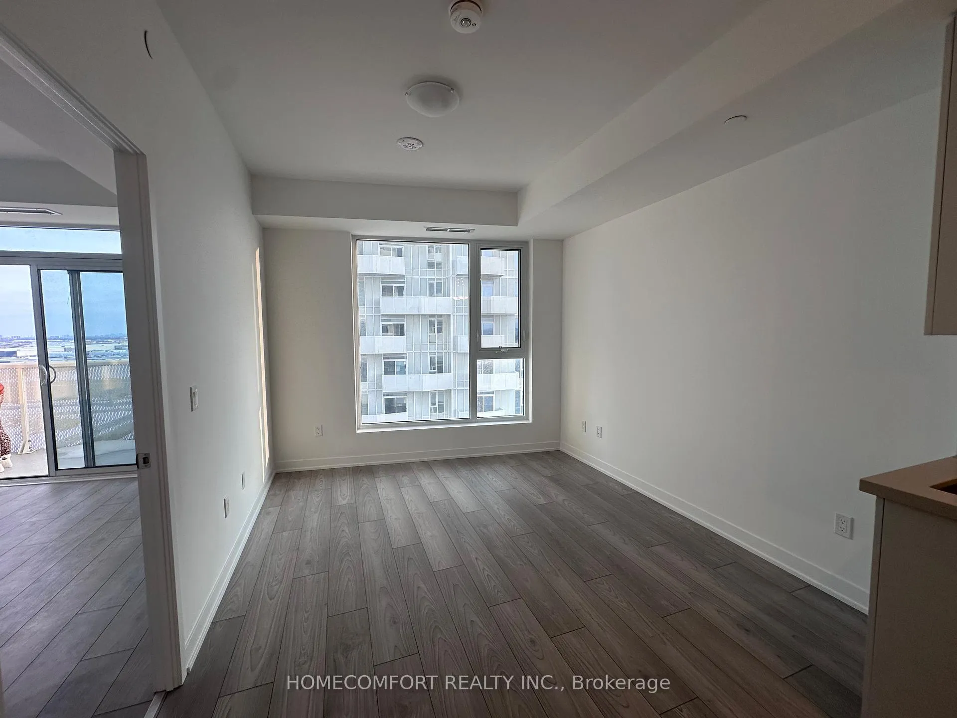 Photo 11 of Unit 1122, 498 caldari Road, Vaughan, Concord — HOMEH