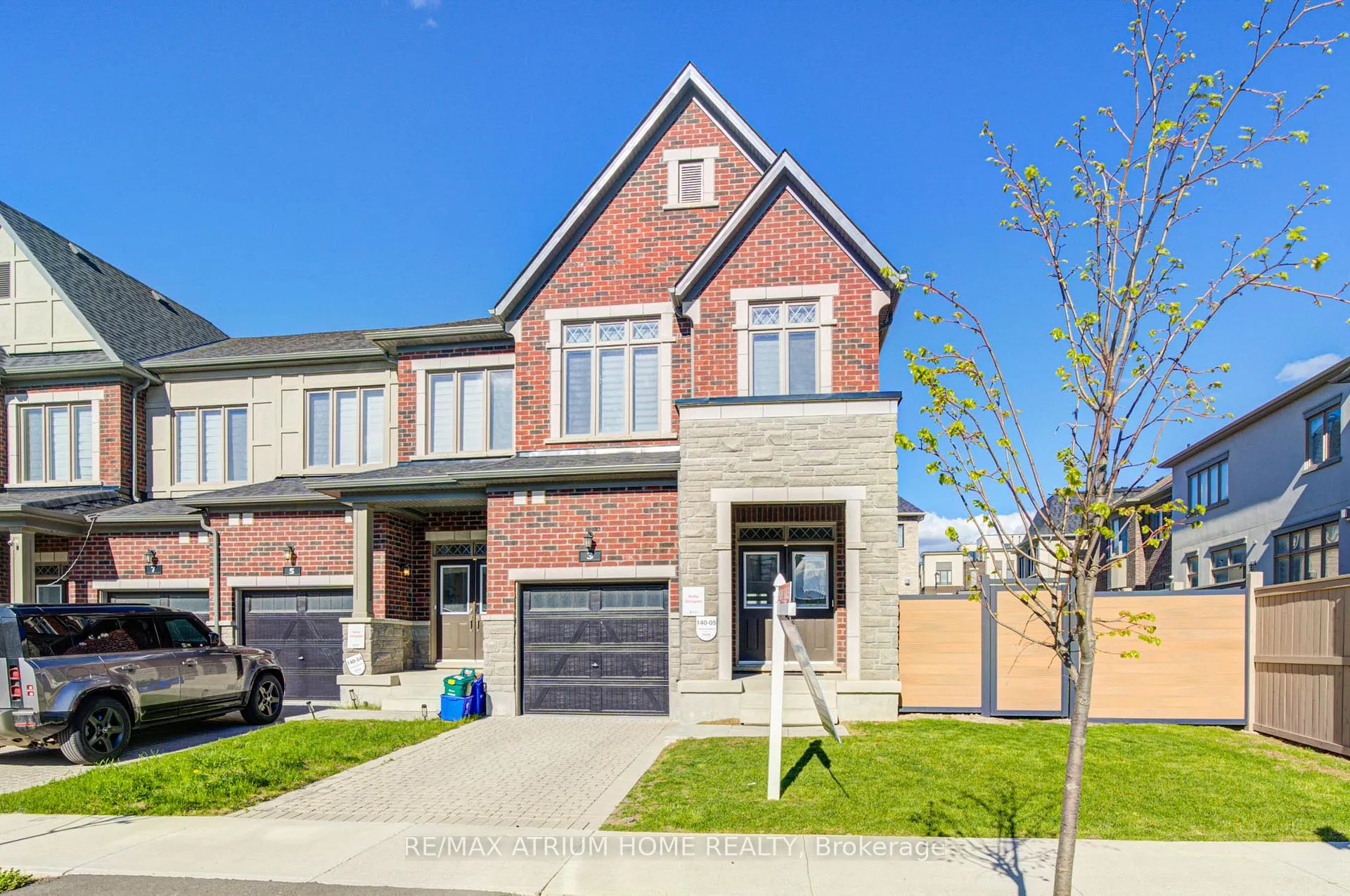 Photo 2 of 3 Jessica Antonella Street E, Markham, Angus Glen — HOMEH