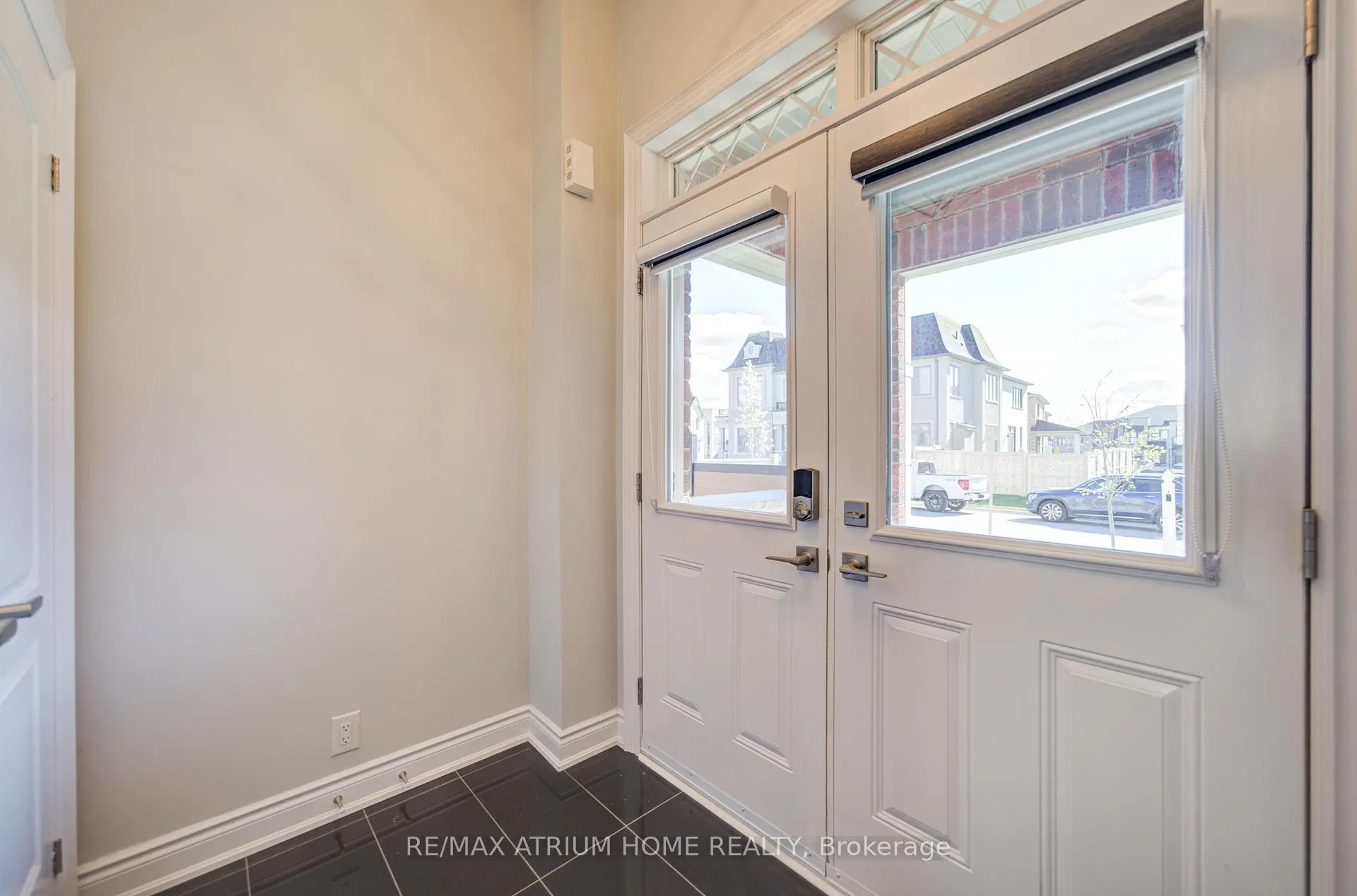 Photo 4 of 3 Jessica Antonella Street E, Markham, Angus Glen — HOMEH