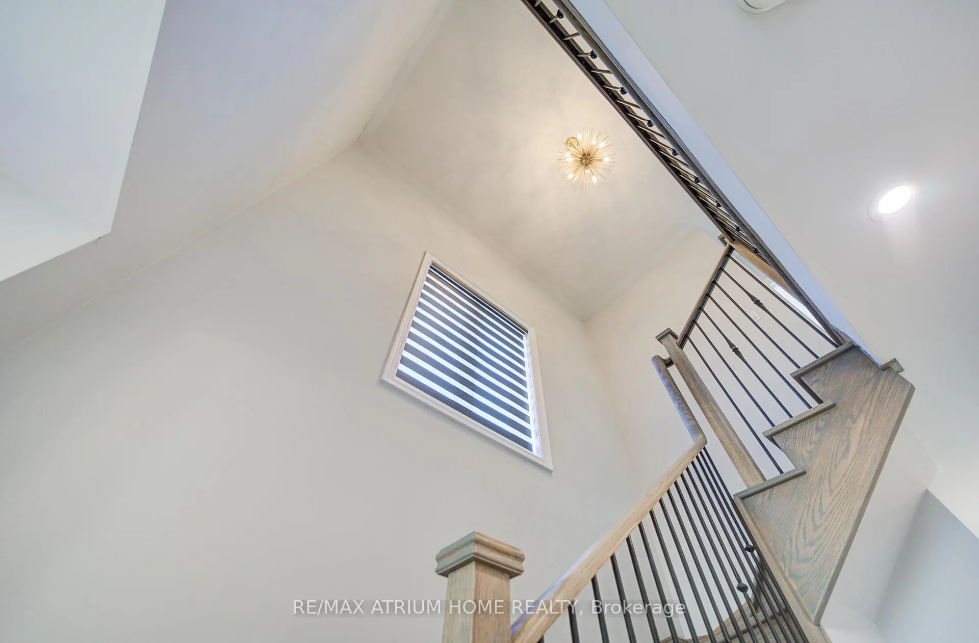 Photo 8 of 3 Jessica Antonella Street E, Markham, Angus Glen — HOMEH