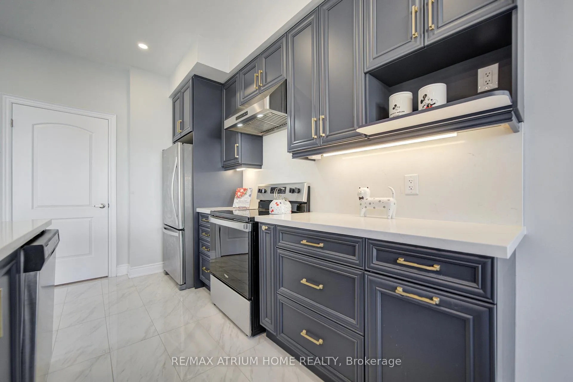 Photo 14 of 3 Jessica Antonella Street E, Markham, Angus Glen — HOMEH