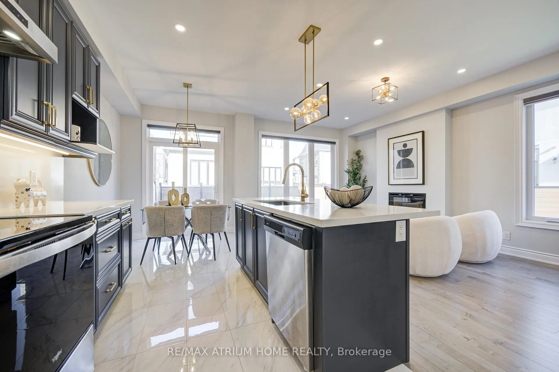 Photo 15 of 3 Jessica Antonella Street E, Markham, Angus Glen — HOMEH