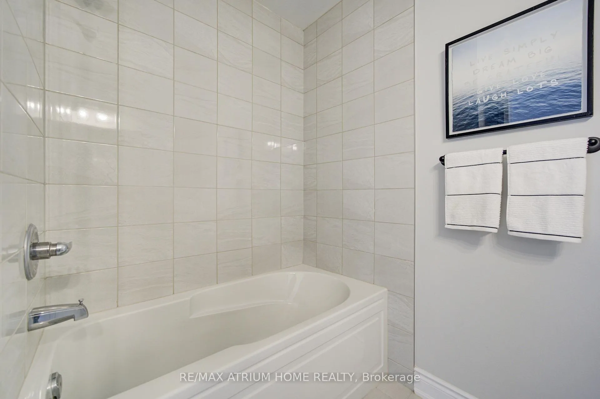 Photo 32 of 3 Jessica Antonella Street E, Markham, Angus Glen — HOMEH