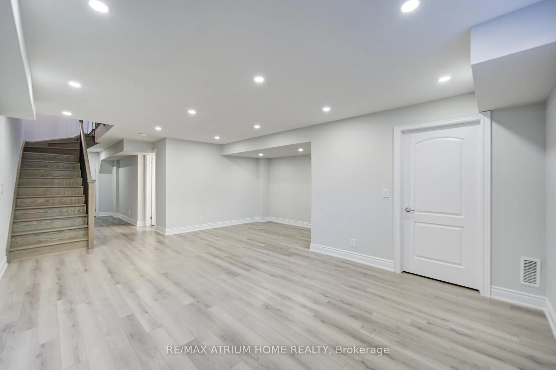 Photo 44 of 3 Jessica Antonella Street E, Markham, Angus Glen — HOMEH