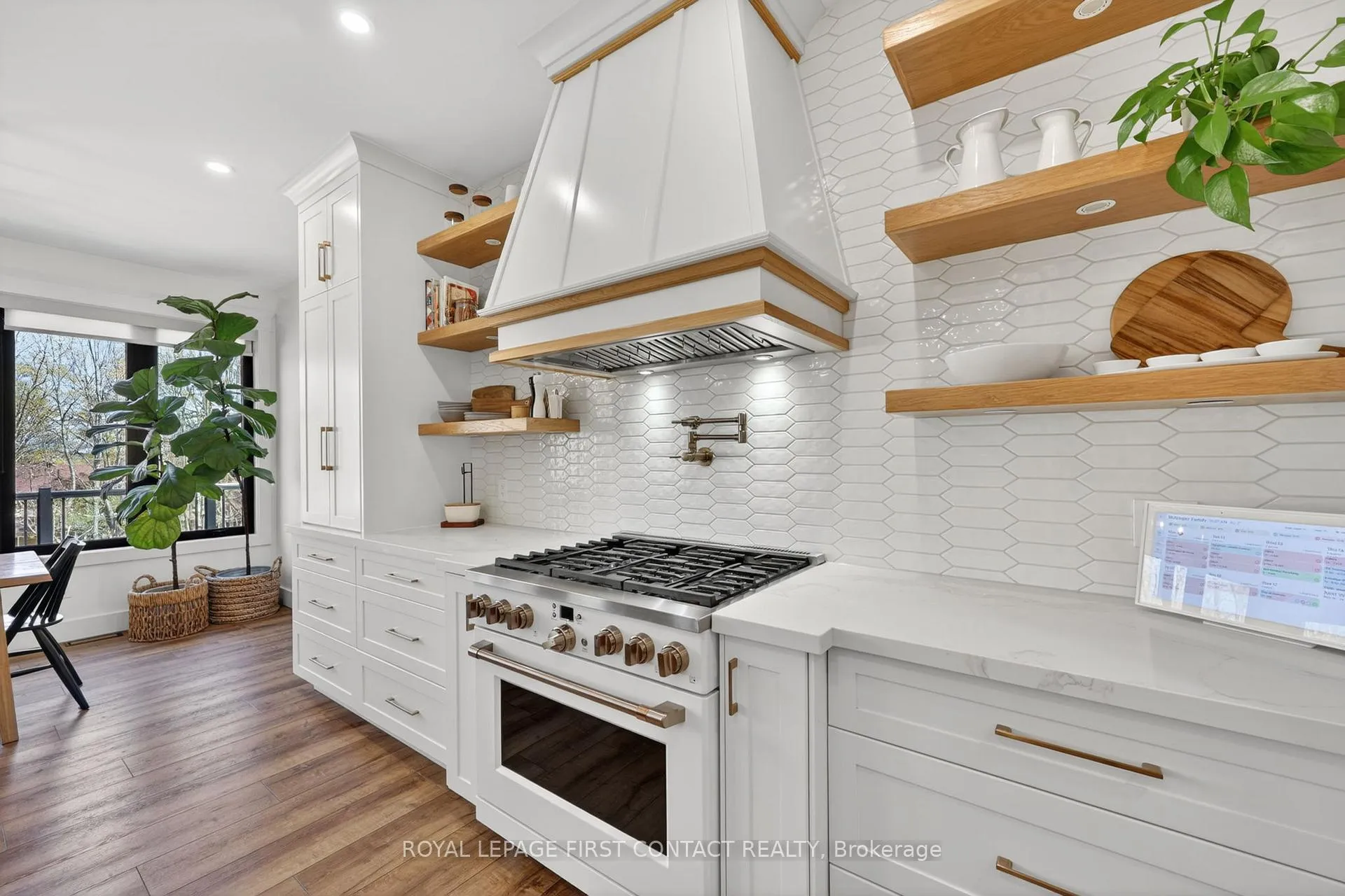 Photo 11 of 144 Arlynn Crescent, Penetanguishene — HOMEH