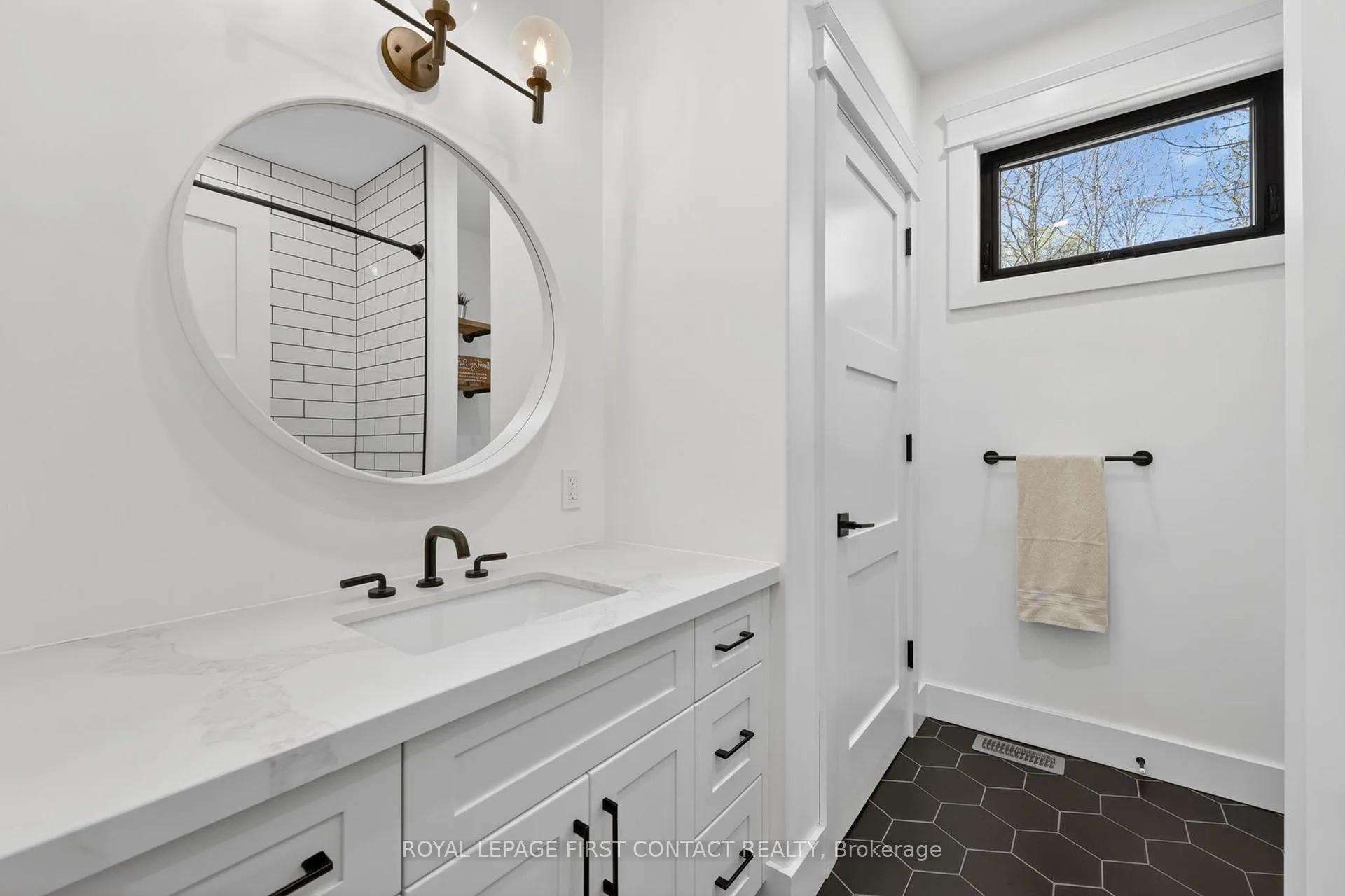 Photo 18 of 144 Arlynn Crescent, Penetanguishene — HOMEH