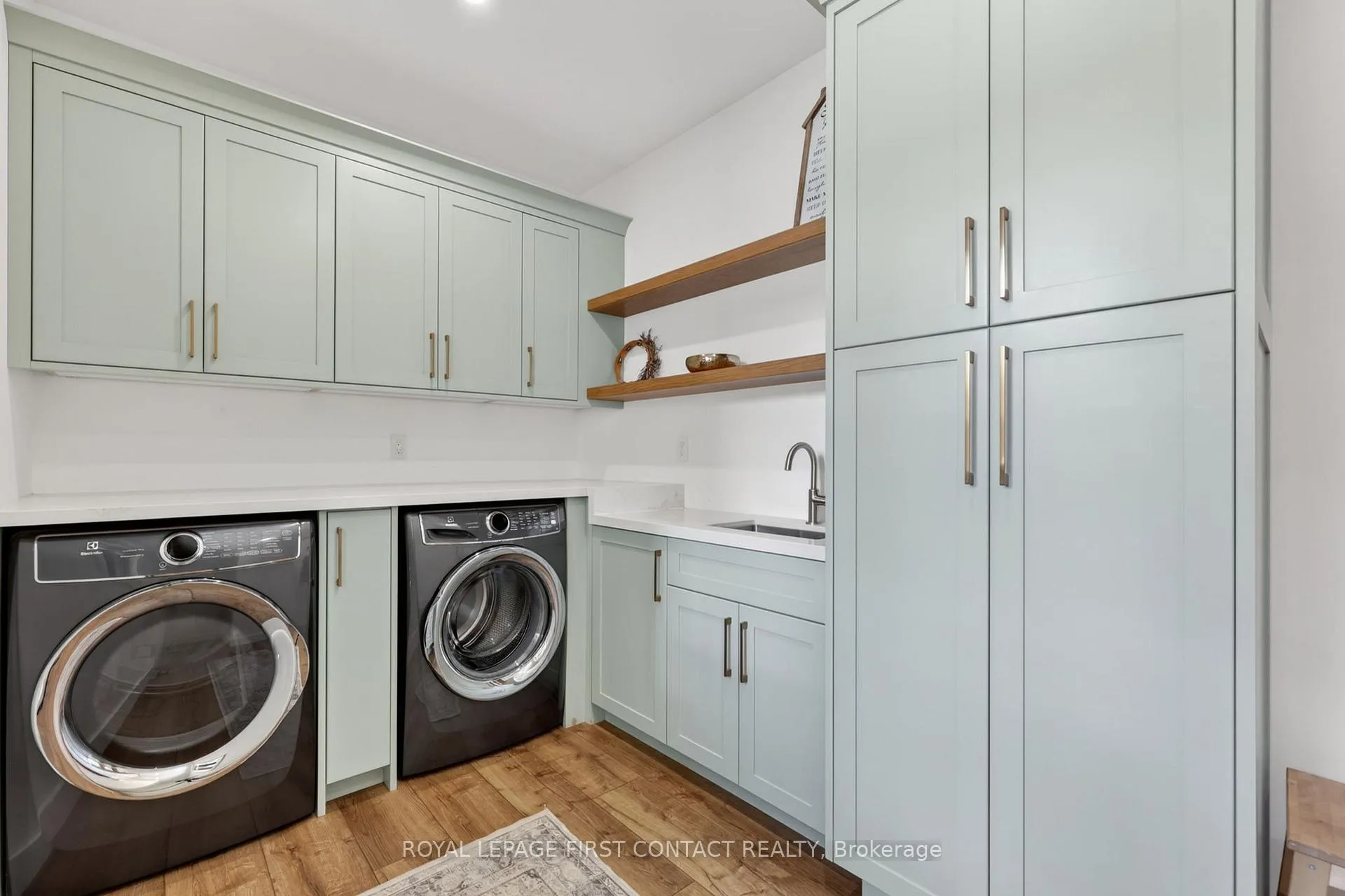 Photo 24 of 144 Arlynn Crescent, Penetanguishene — HOMEH