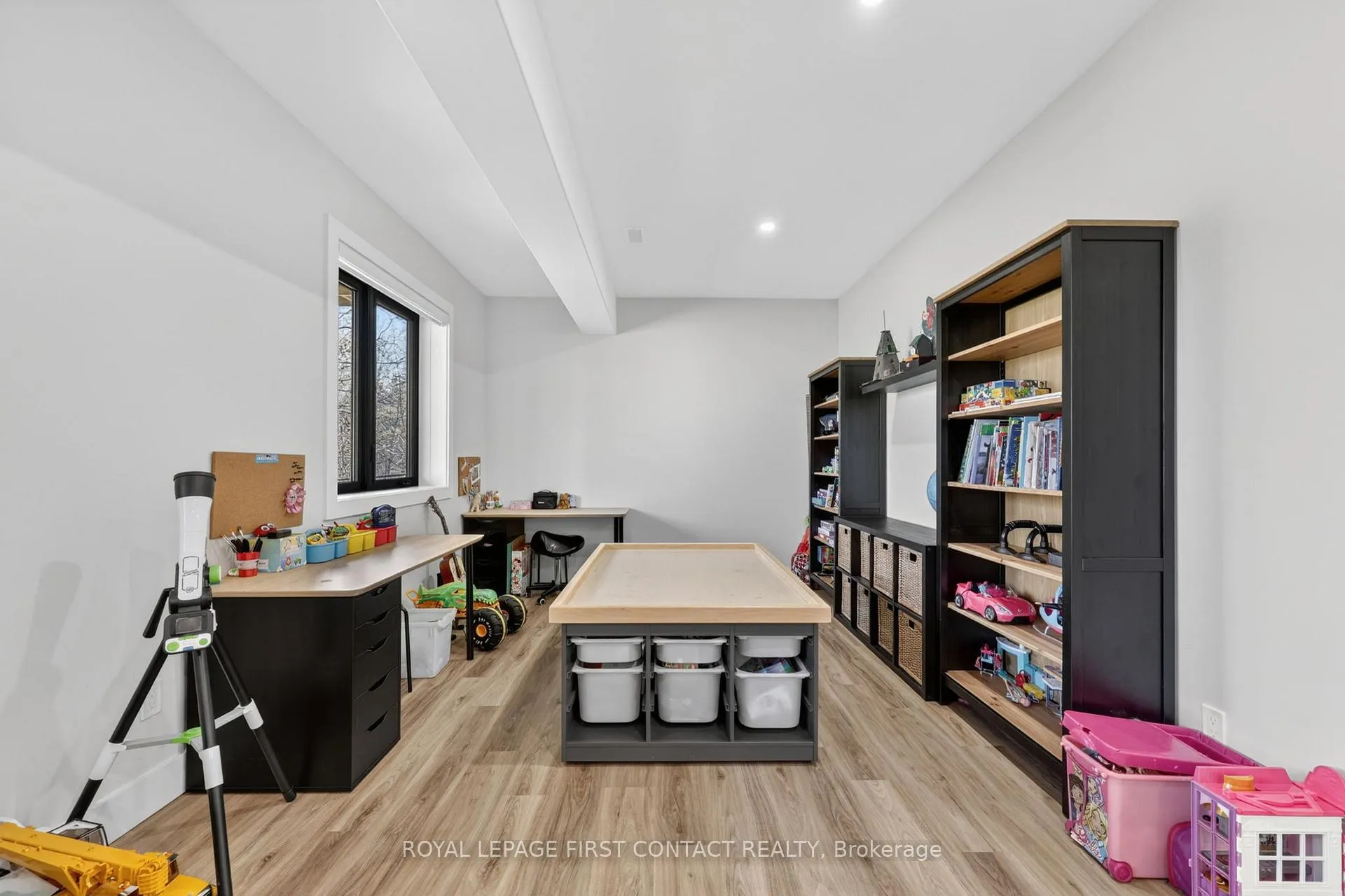 Photo 29 of 144 Arlynn Crescent, Penetanguishene — HOMEH