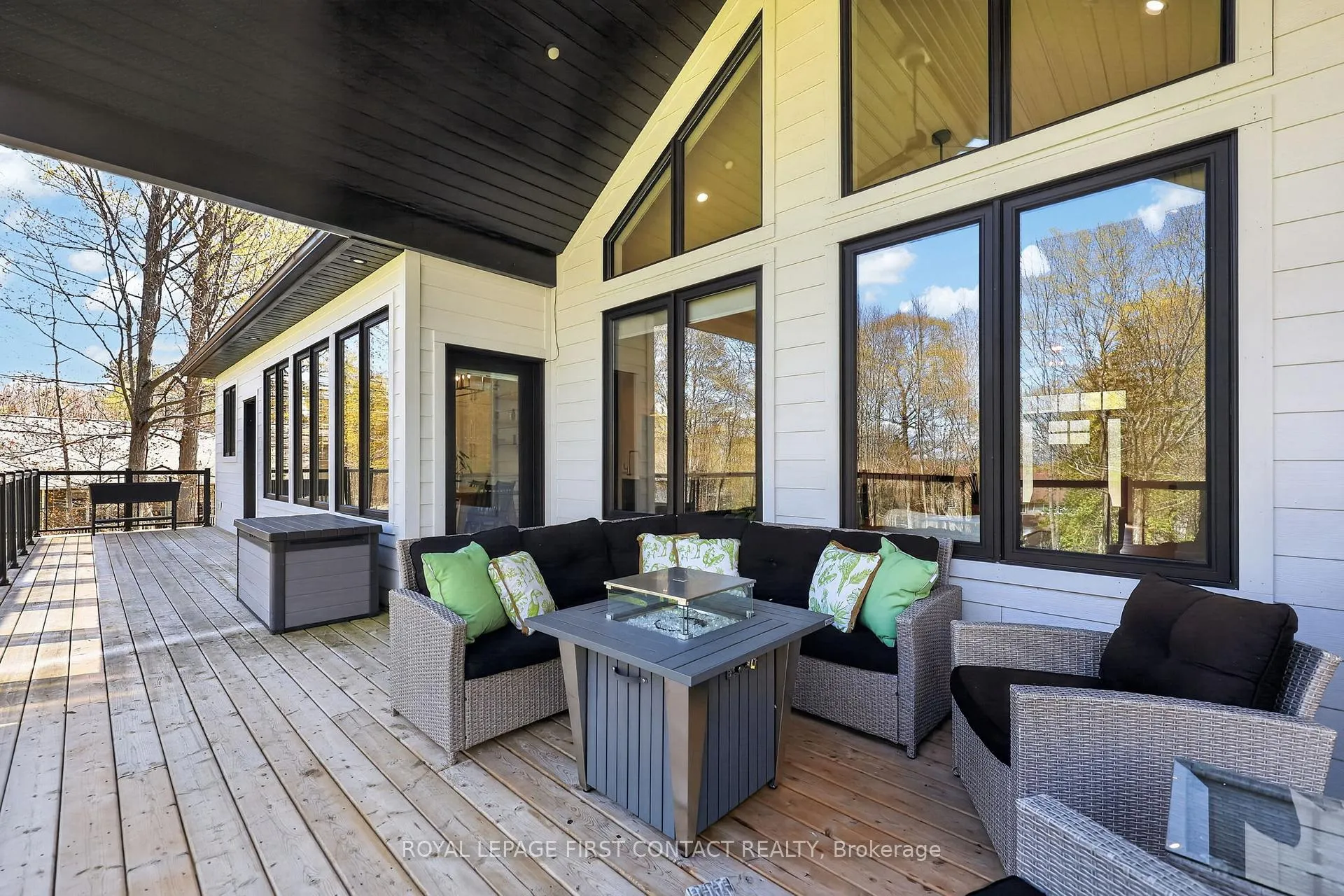 Photo 32 of 144 Arlynn Crescent, Penetanguishene — HOMEH