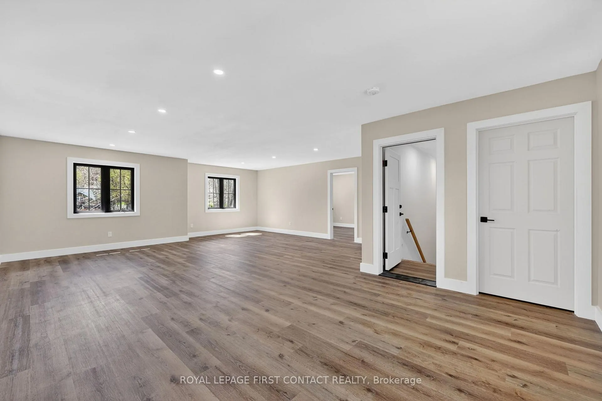 Photo 34 of 144 Arlynn Crescent, Penetanguishene — HOMEH