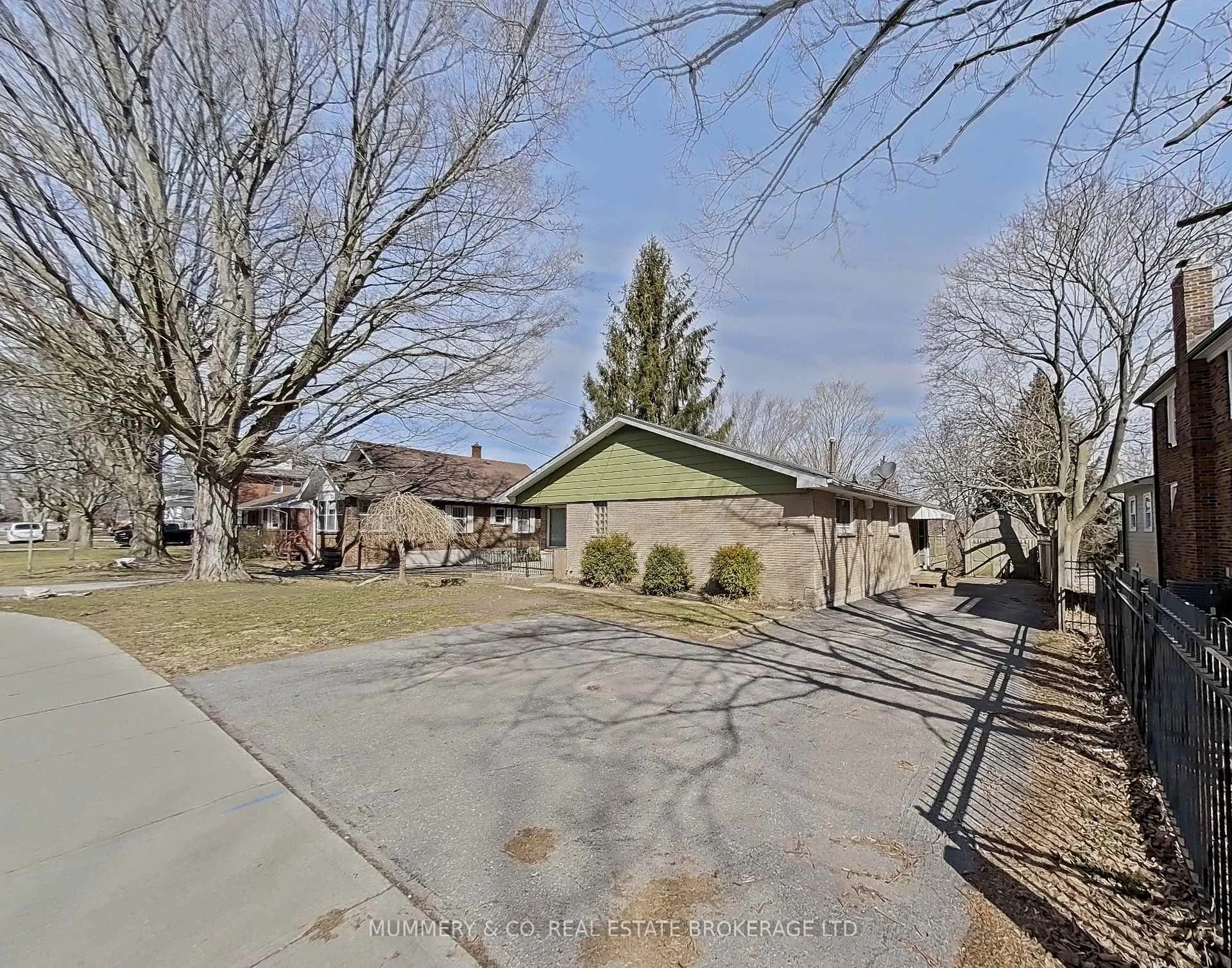 Photo 2 of 634 St Andrew Street, Norfolk, Port Dover — HOMEH