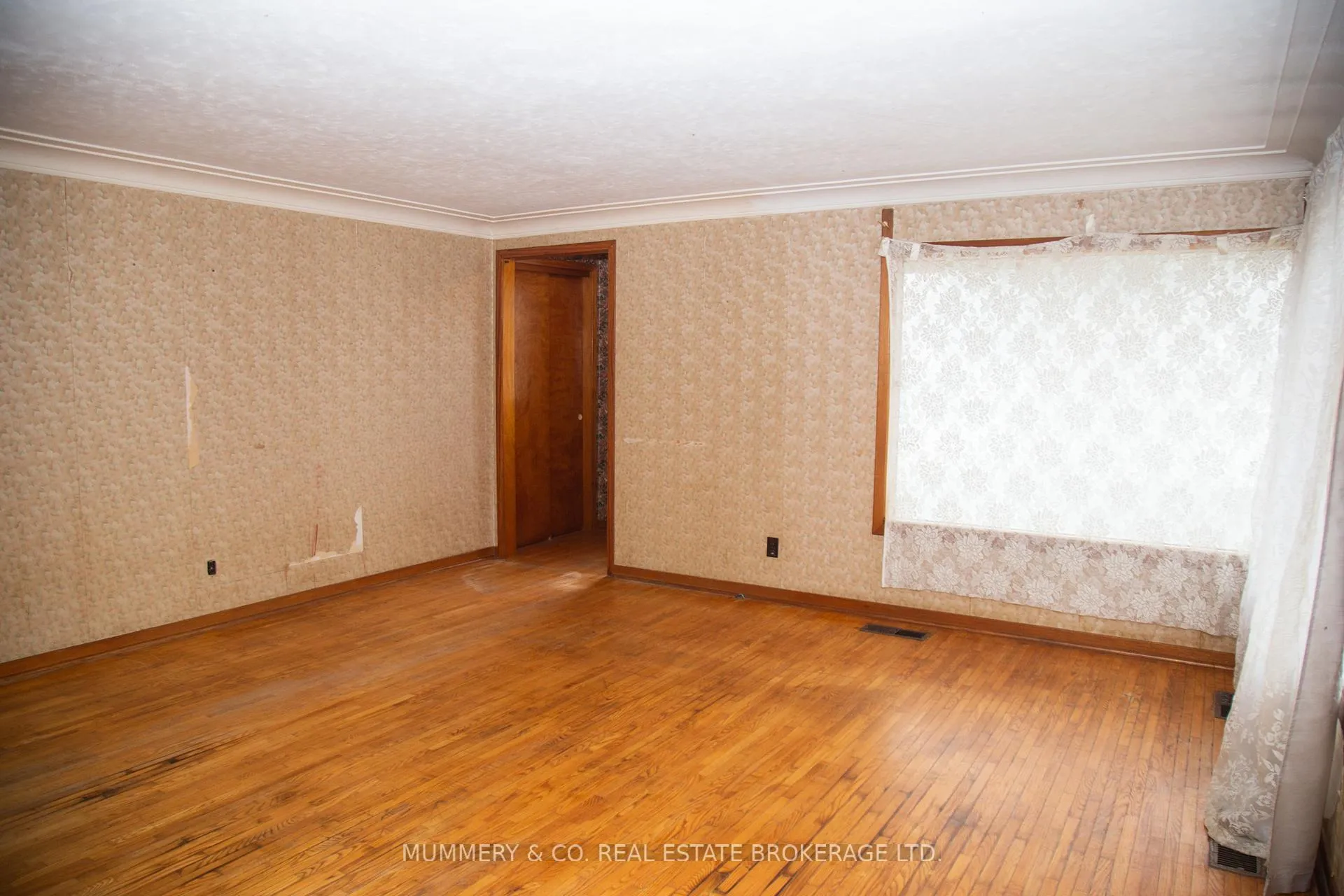 Photo 6 of 634 St Andrew Street, Norfolk, Port Dover — HOMEH