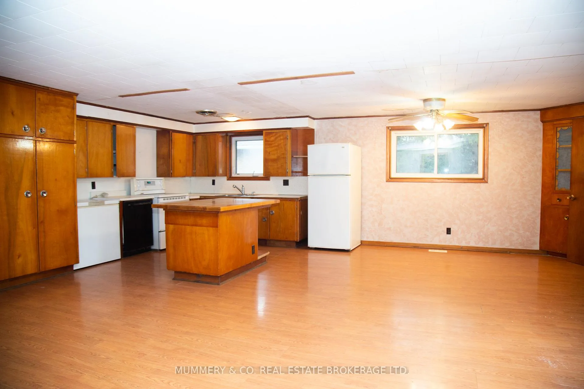 Photo 8 of 634 St Andrew Street, Norfolk, Port Dover — HOMEH