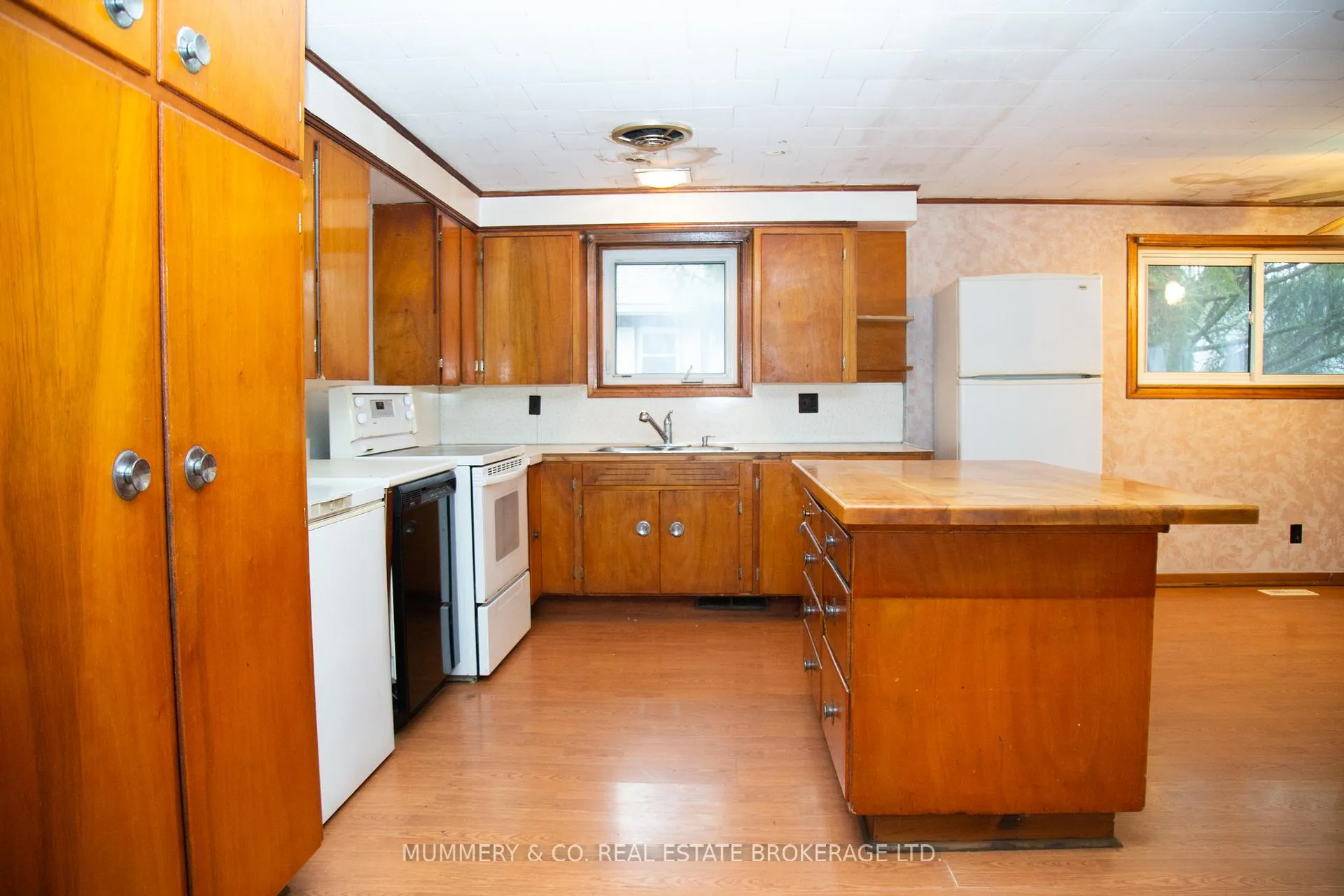 Photo 11 of 634 St Andrew Street, Norfolk, Port Dover — HOMEH