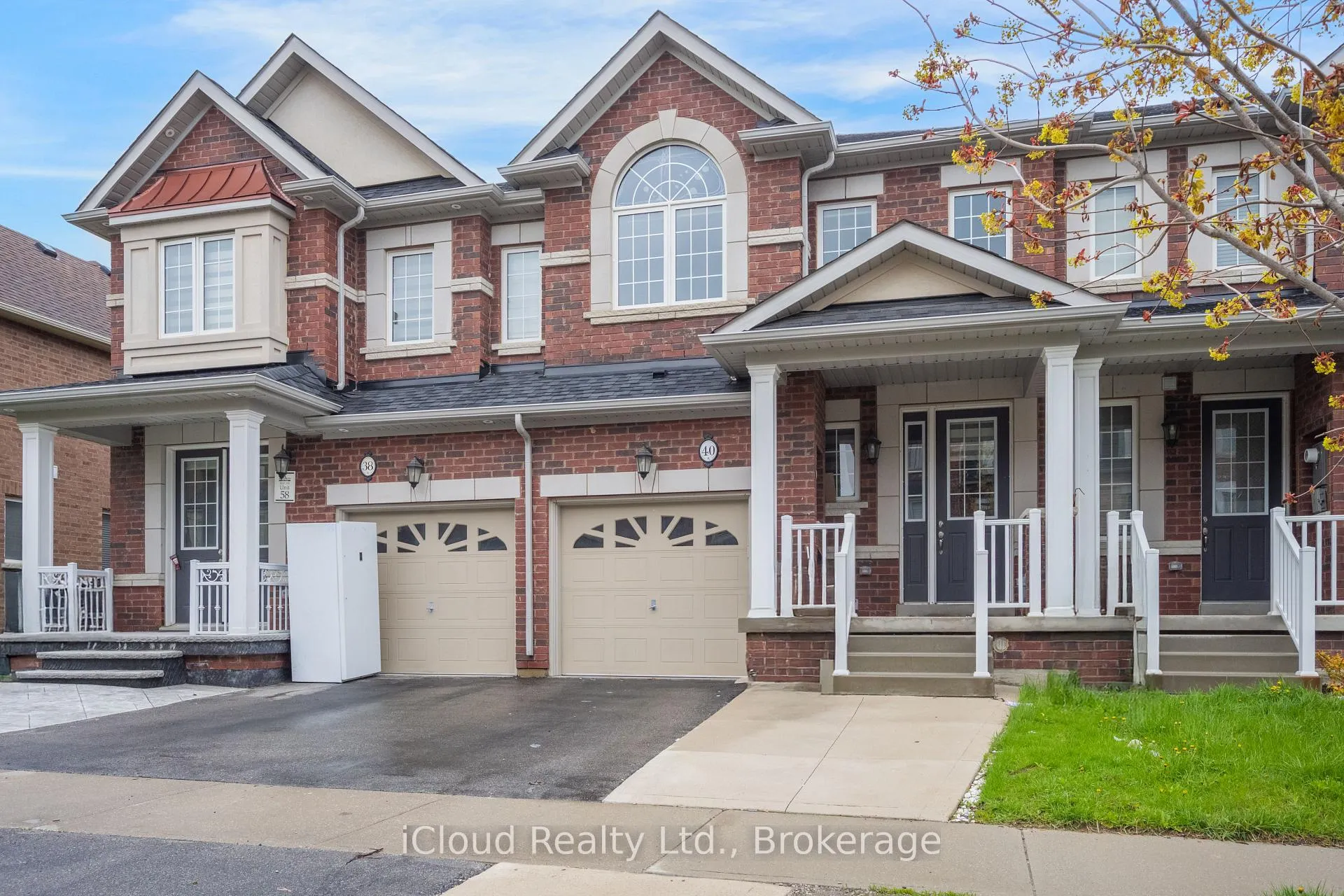 Photo 2 of 40 Fresnel Road, Brampton, Northwest Brampton — HOMEH