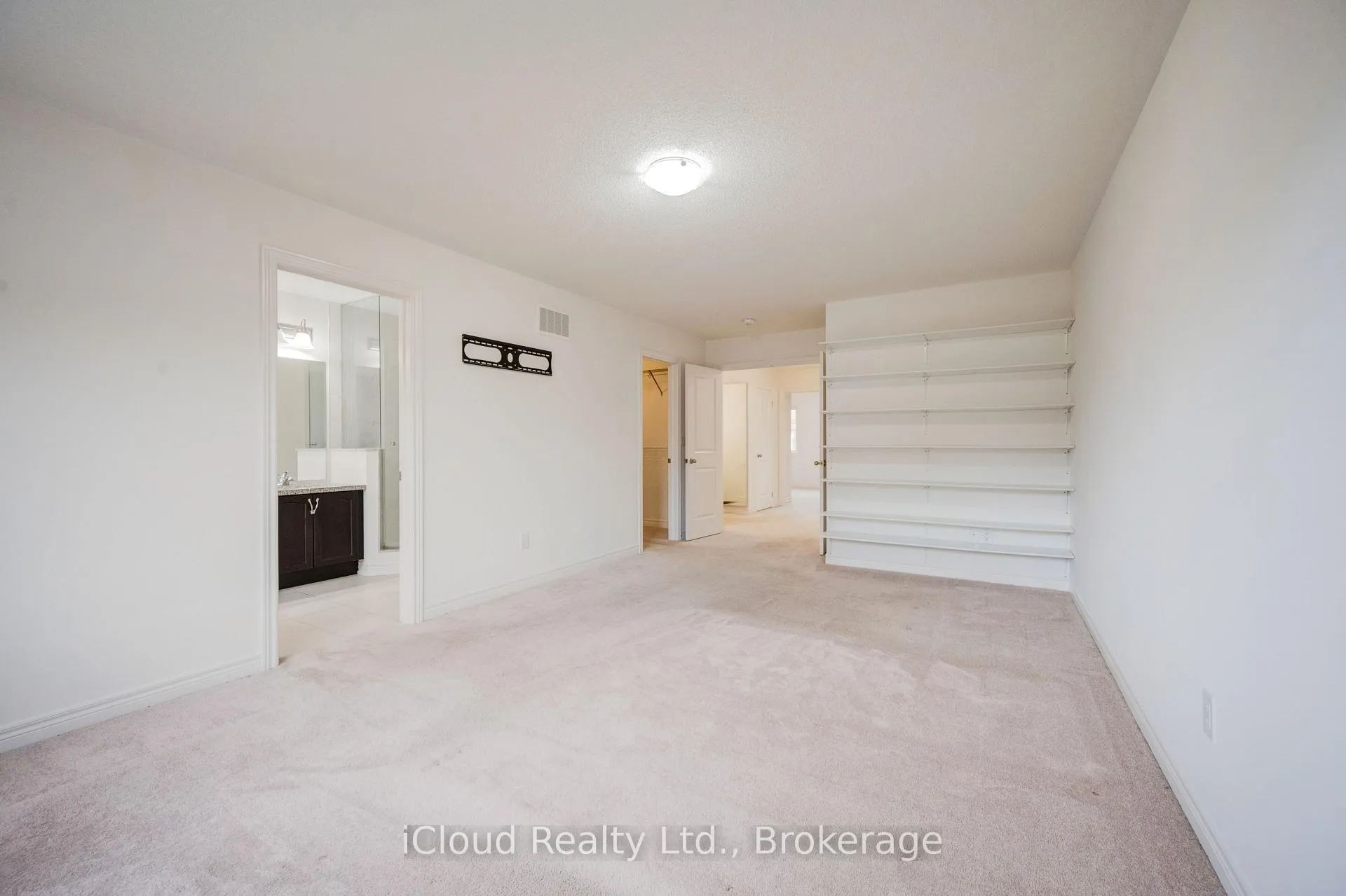 Photo 17 of 40 Fresnel Road, Brampton, Northwest Brampton — HOMEH