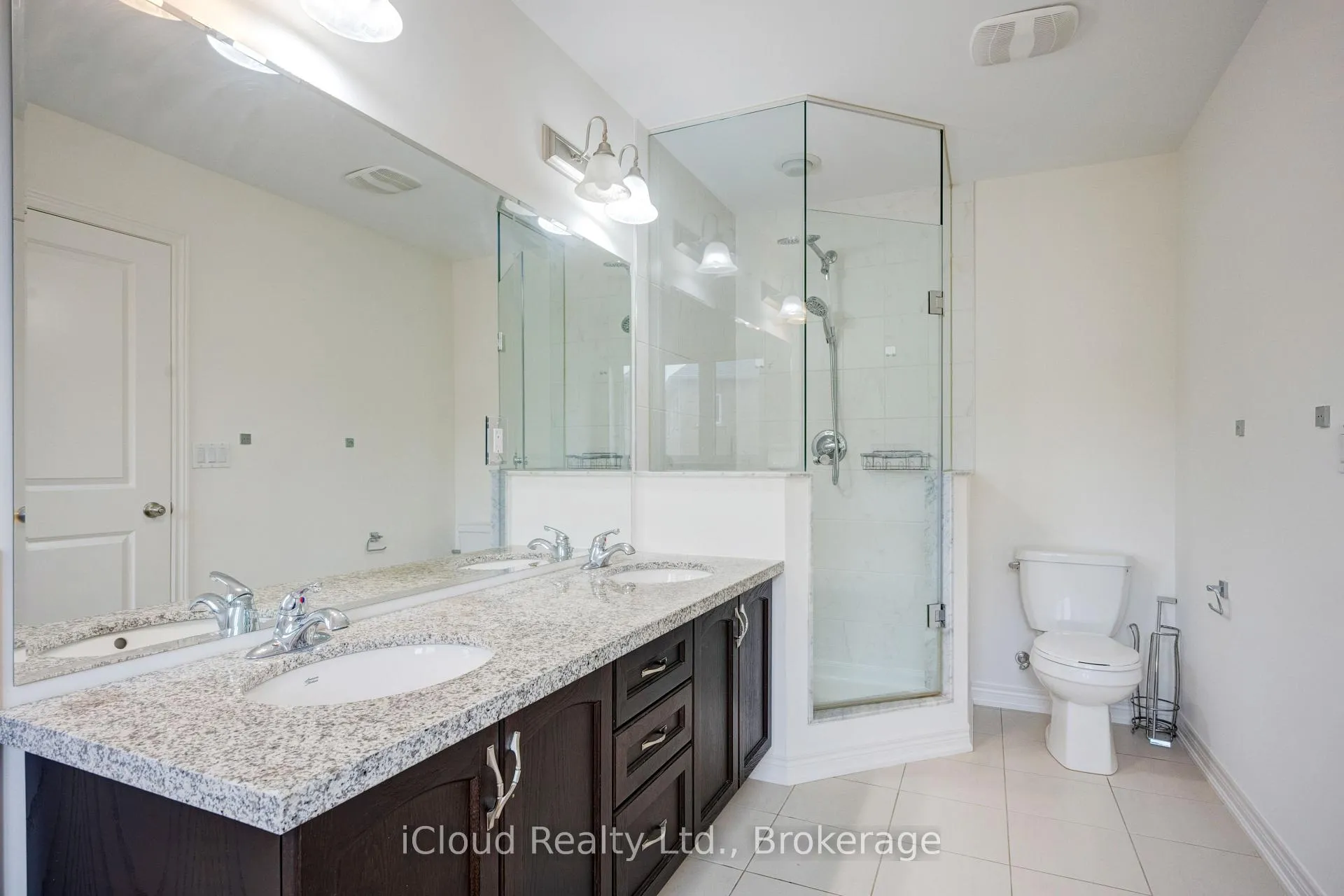 Photo 18 of 40 Fresnel Road, Brampton, Northwest Brampton — HOMEH