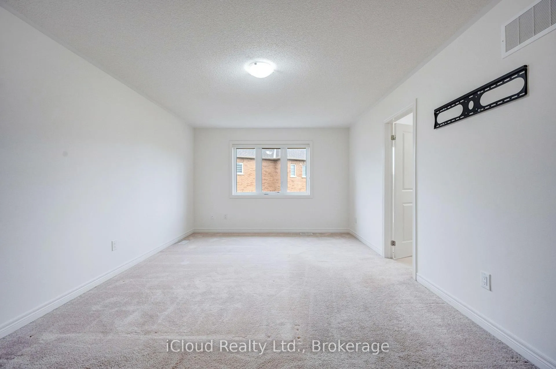 Photo 40 of 40 Fresnel Road, Brampton, Northwest Brampton — HOMEH