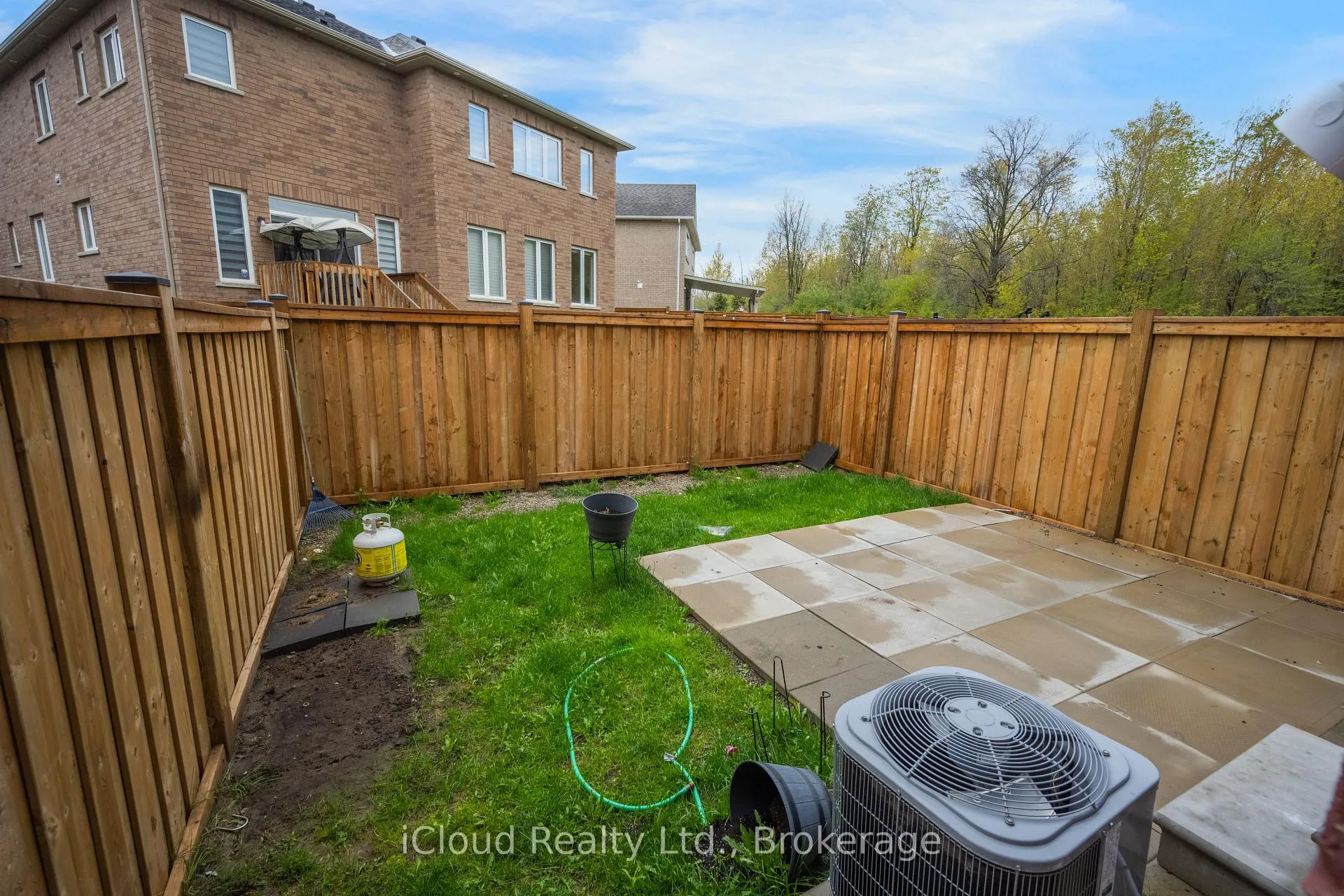 Photo 42 of 40 Fresnel Road, Brampton, Northwest Brampton — HOMEH