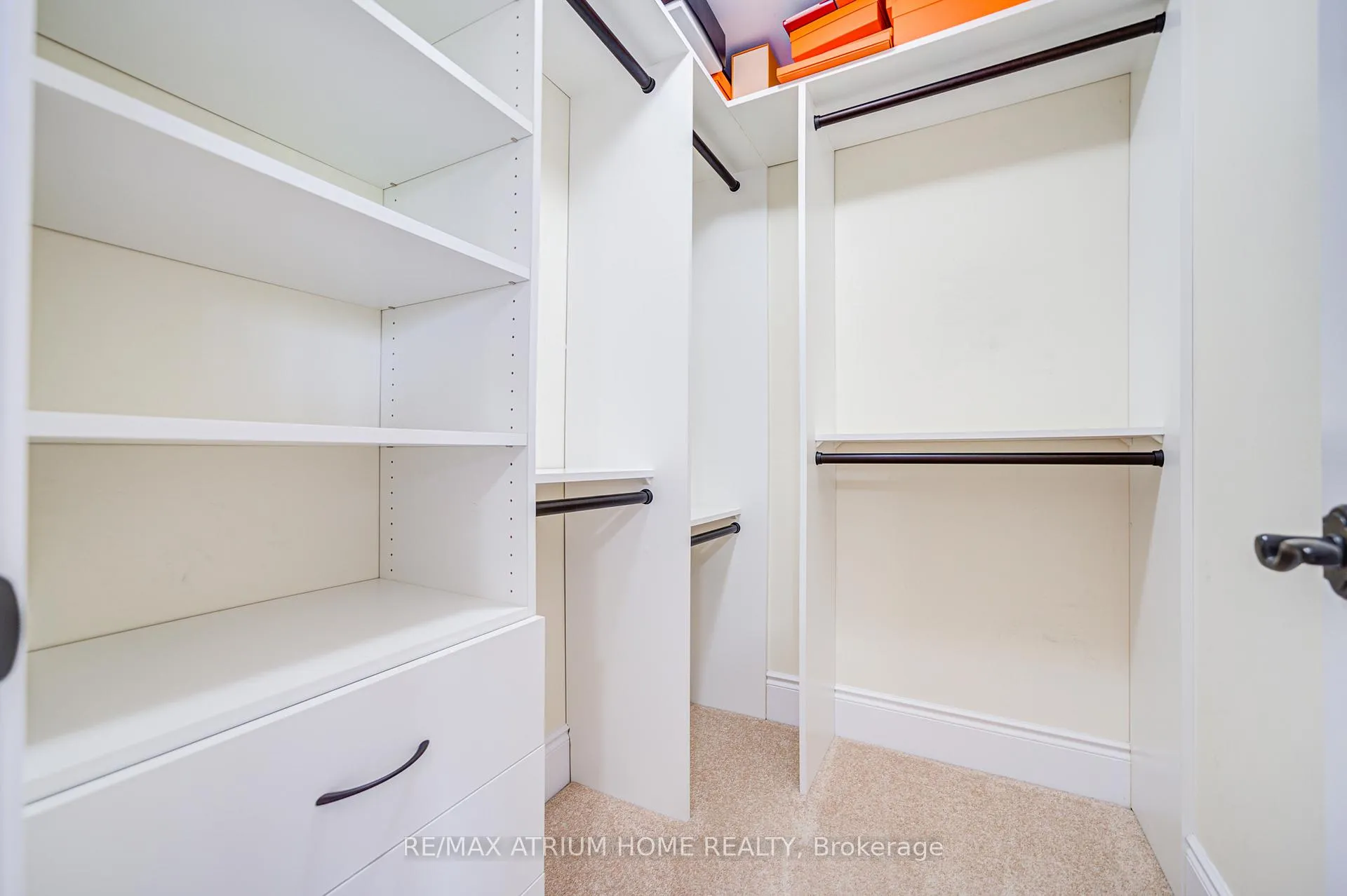 Photo 39 of 9 Berkshire Crescent, Markham, Angus Glen — HOMEH