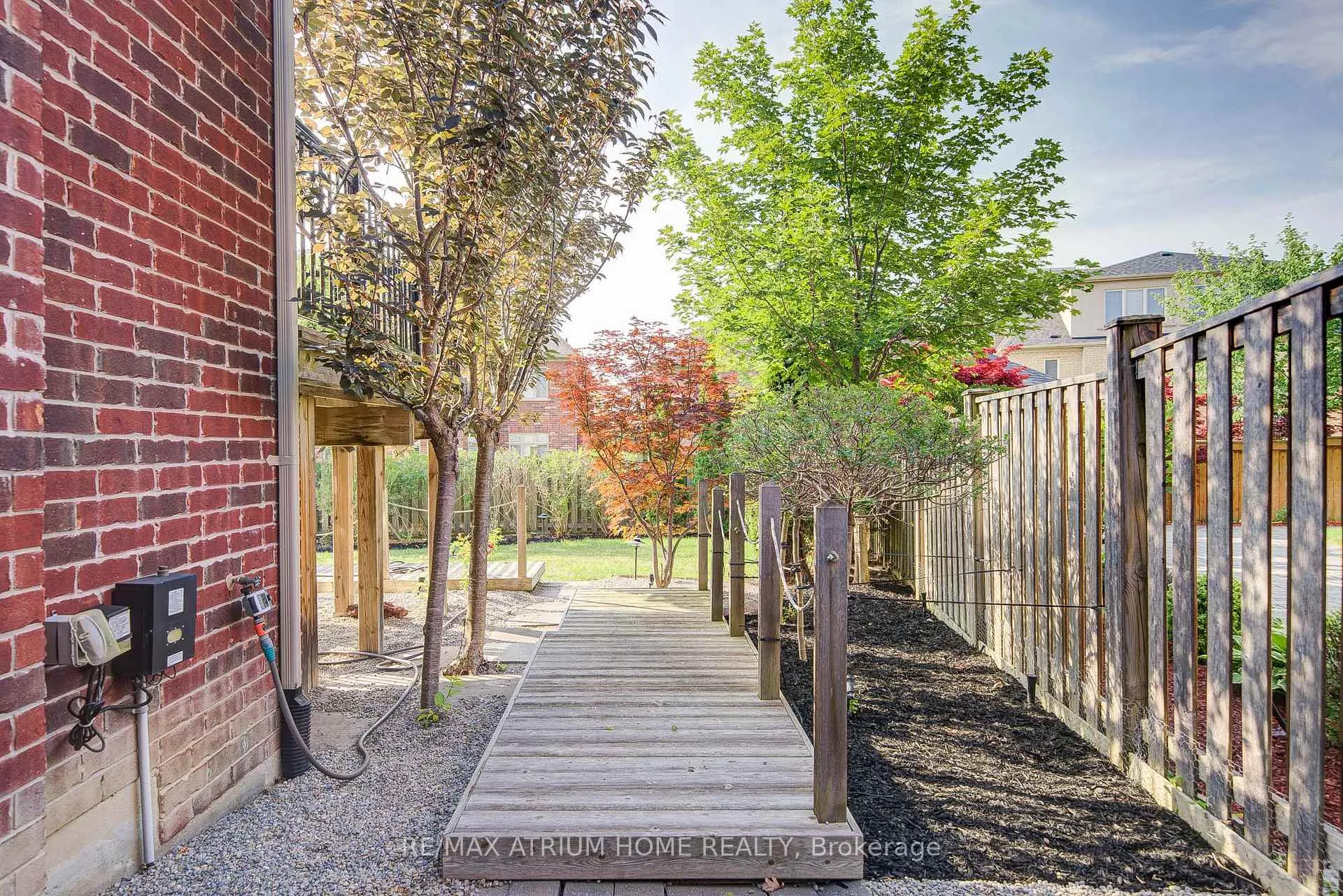 Photo 46 of 9 Berkshire Crescent, Markham, Angus Glen — HOMEH