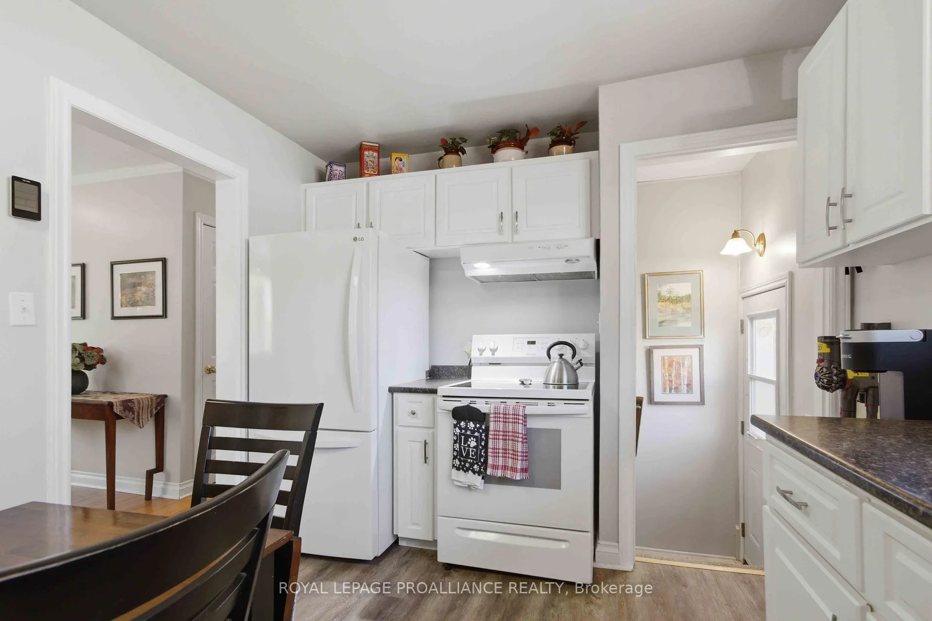 Photo 15 of 5 Parkside Drive, Quinte West, Trenton Ward — HOMEH