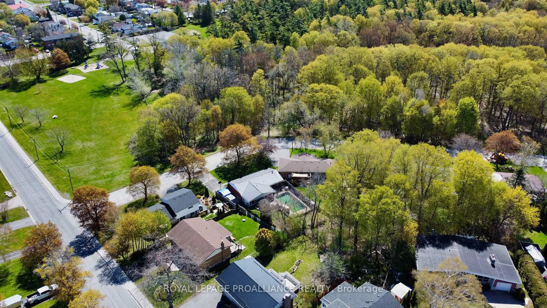 Photo 40 of 5 Parkside Drive, Quinte West, Trenton Ward — HOMEH
