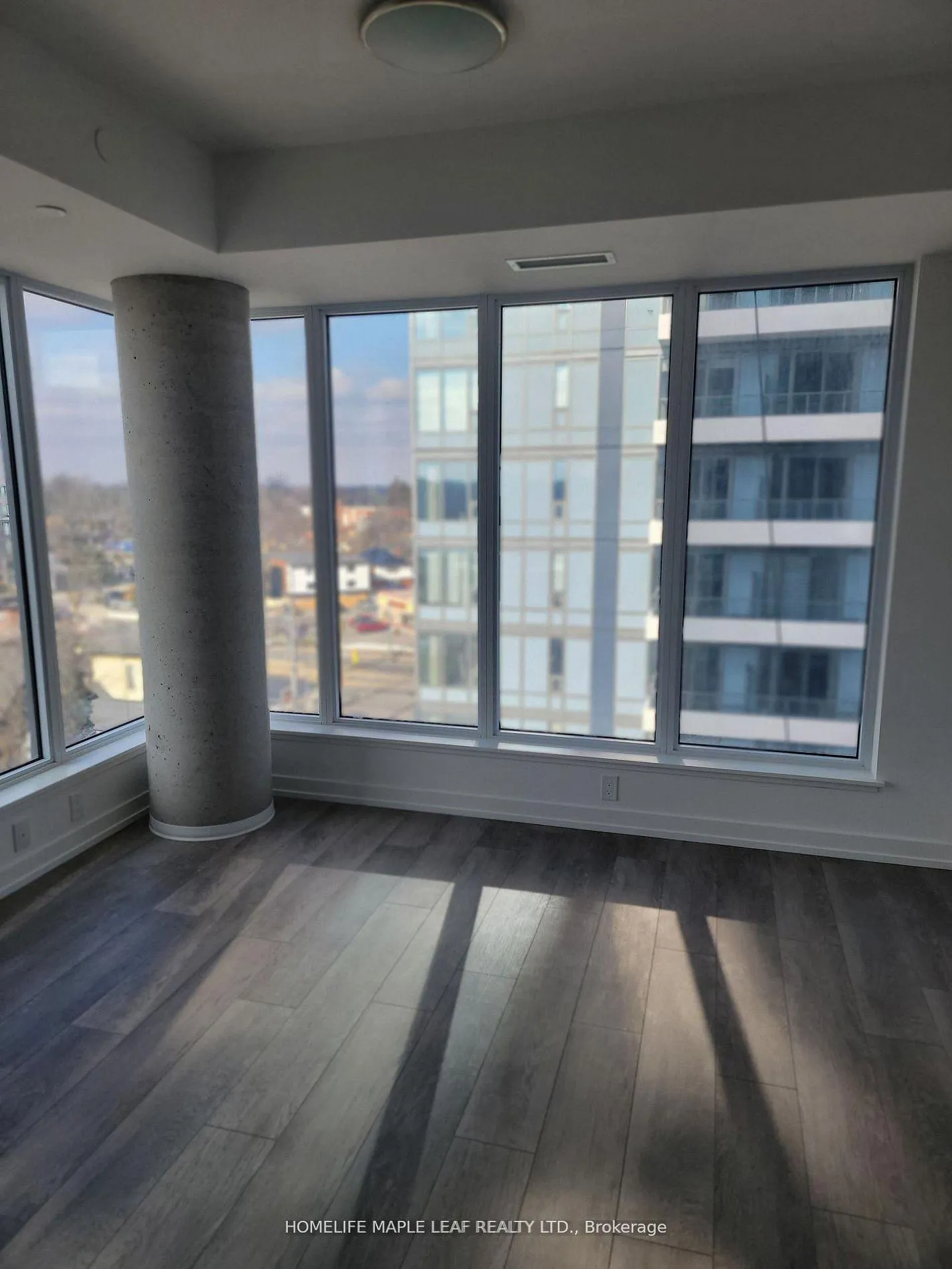 Photo 10 of Unit 712, 15 Wellington Street S, Kitchener — HOMEH