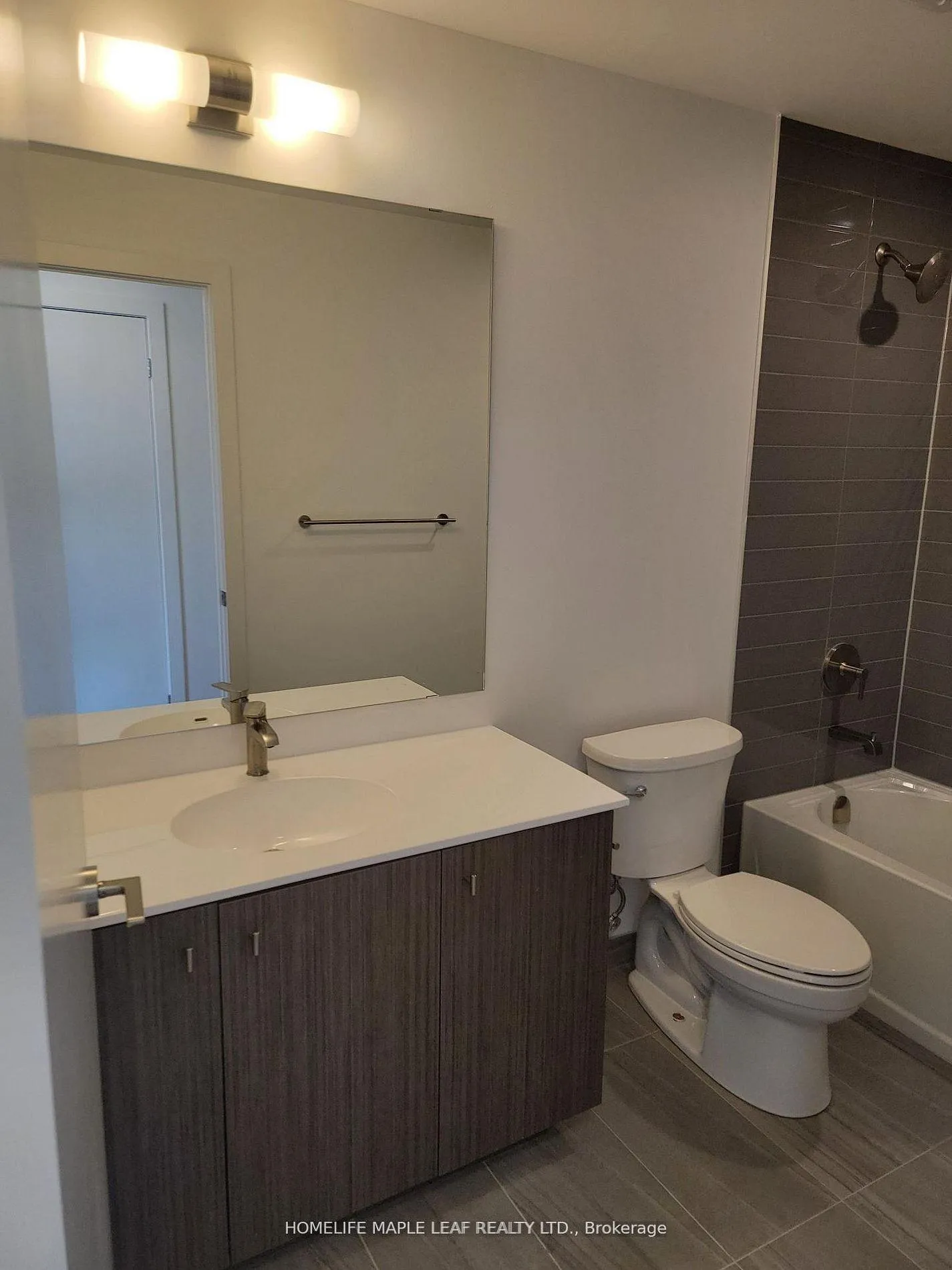 Photo 19 of Unit 712, 15 Wellington Street S, Kitchener — HOMEH