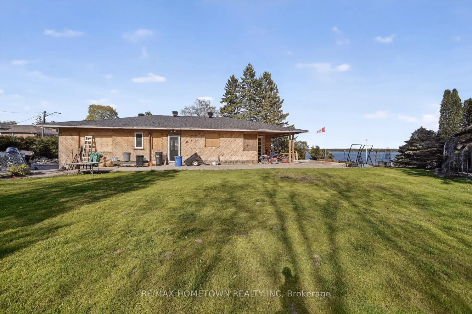 Photo 16 of 14 Thomas Street, Brockville — HOMEH