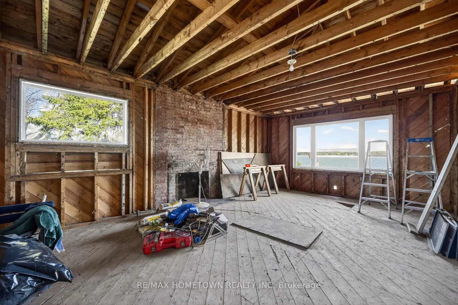 Photo 19 of 14 Thomas Street, Brockville — HOMEH