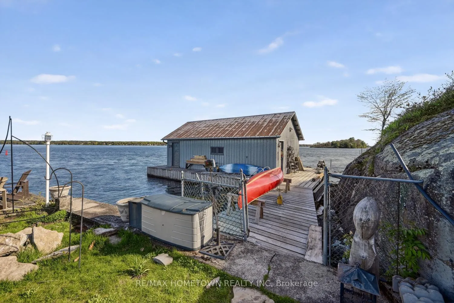 Photo 31 of 14 Thomas Street, Brockville — HOMEH