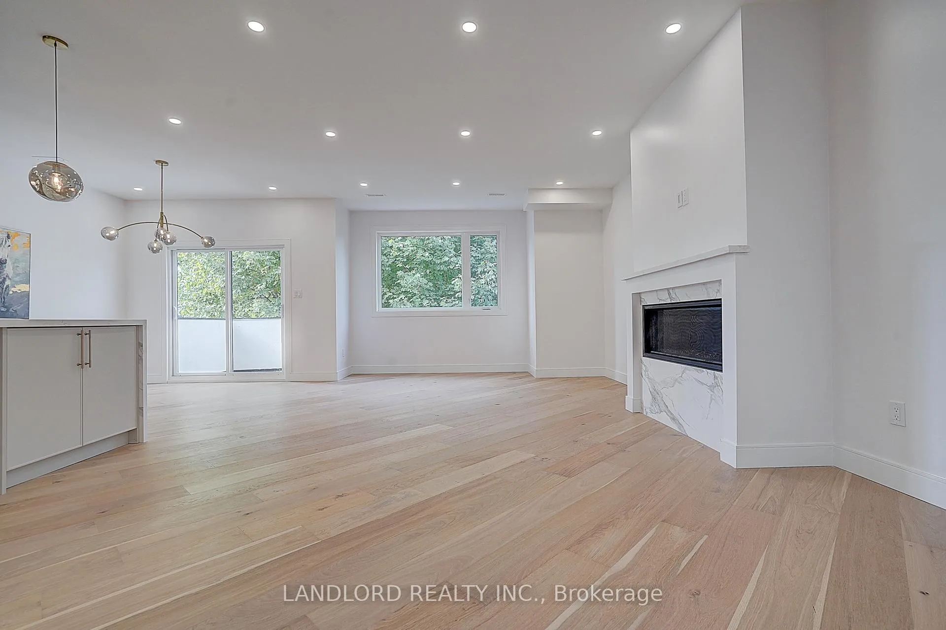 Photo 11 of Unit Unit 3, 1344 Pape Avenue, Toronto, Broadview North — HOMEH