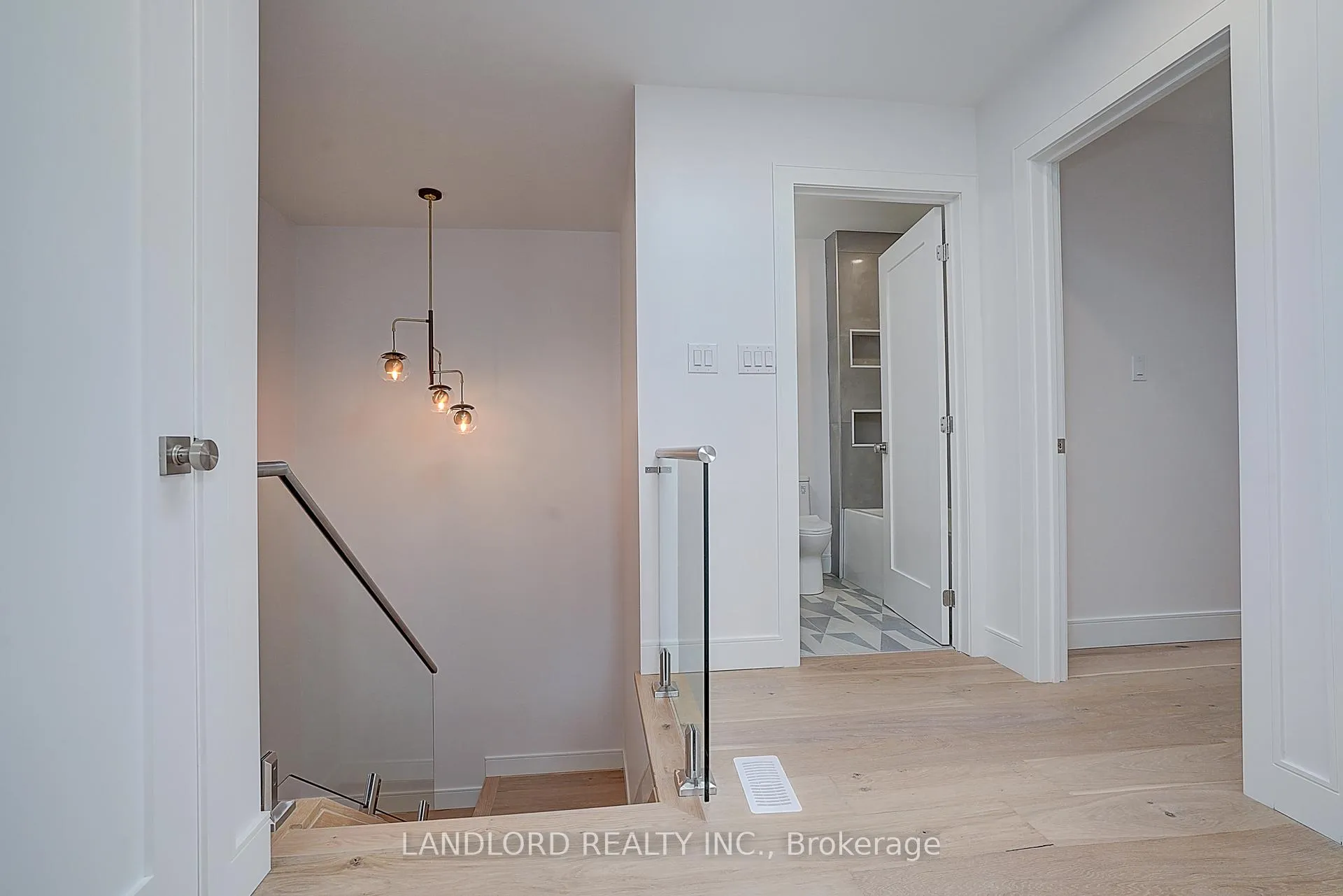 Photo 27 of Unit Unit 3, 1344 Pape Avenue, Toronto, Broadview North — HOMEH