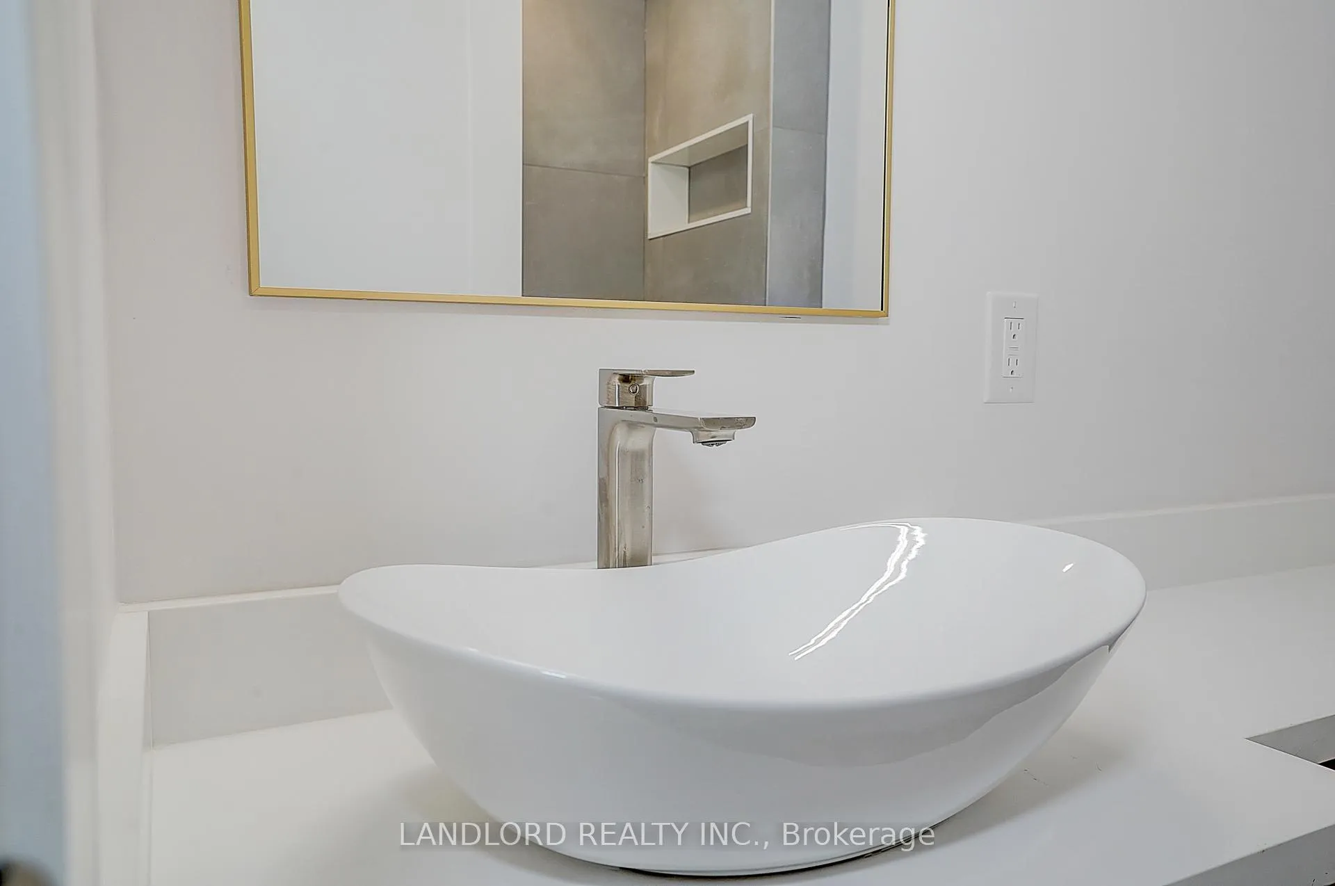 Photo 30 of Unit Unit 3, 1344 Pape Avenue, Toronto, Broadview North — HOMEH