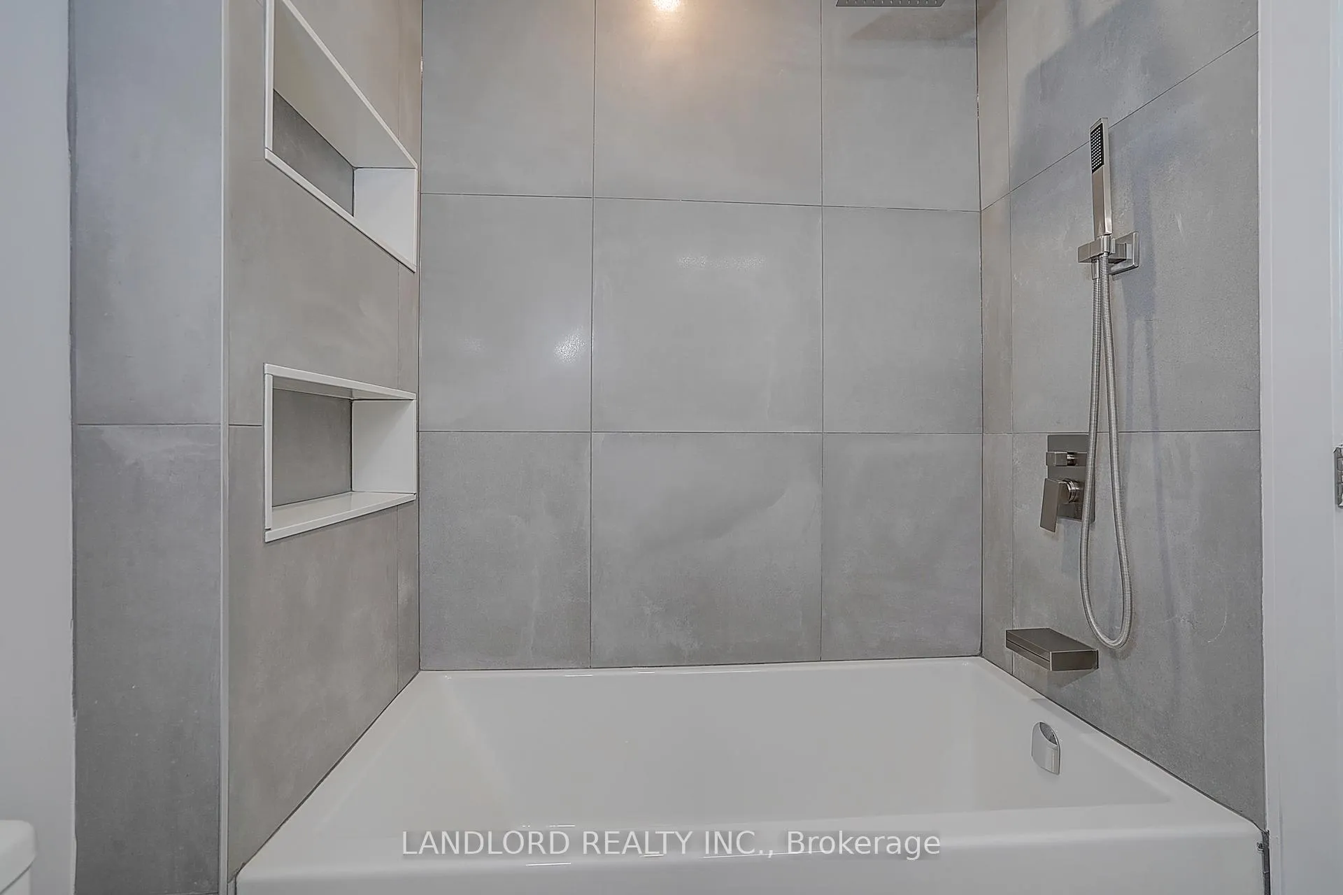 Photo 31 of Unit Unit 3, 1344 Pape Avenue, Toronto, Broadview North — HOMEH