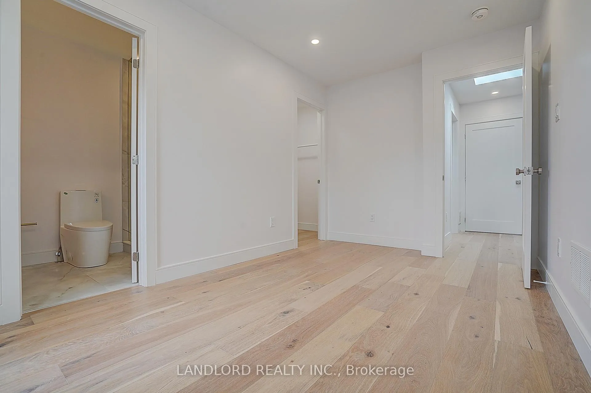 Photo 34 of Unit Unit 3, 1344 Pape Avenue, Toronto, Broadview North — HOMEH