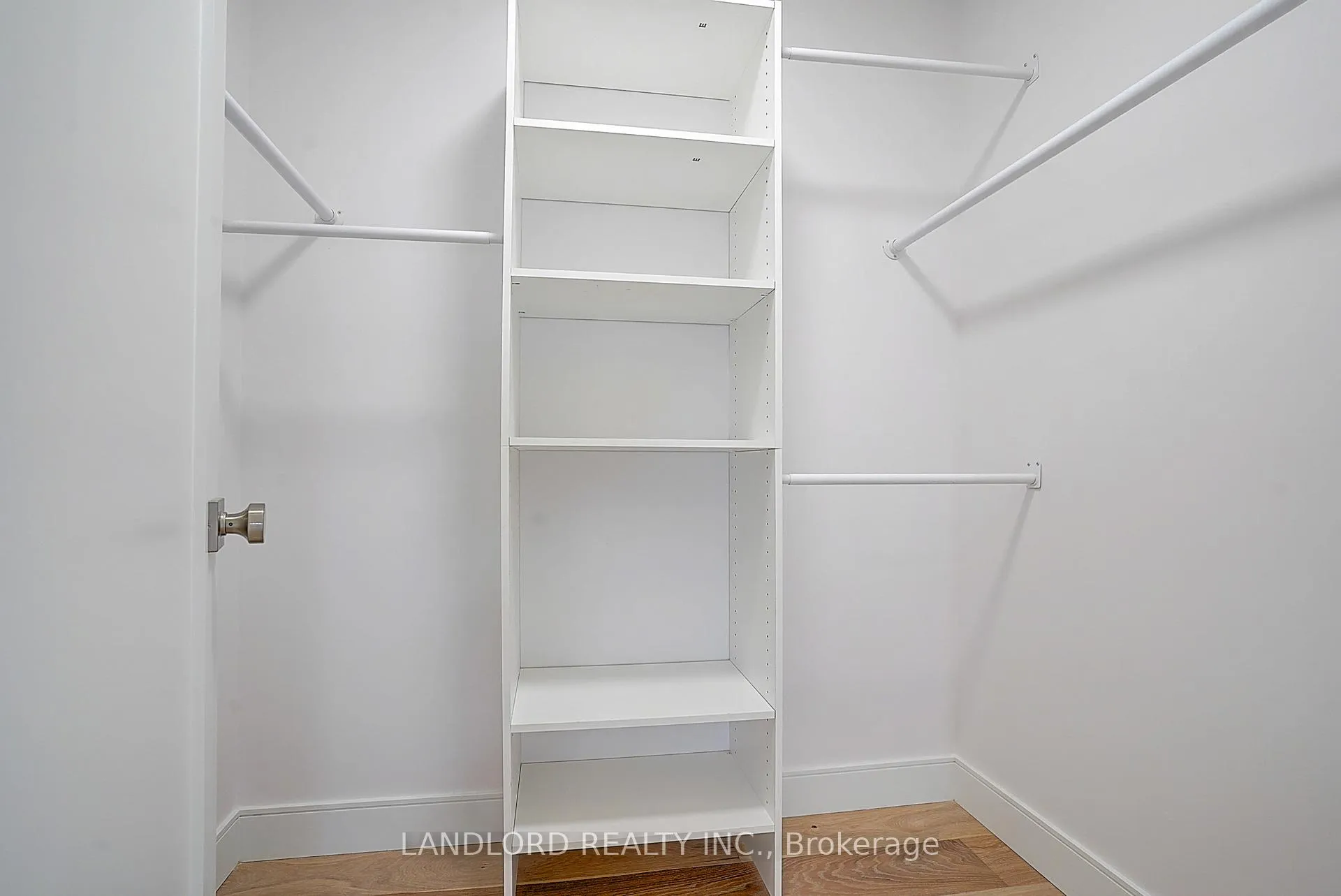 Photo 38 of Unit Unit 3, 1344 Pape Avenue, Toronto, Broadview North — HOMEH