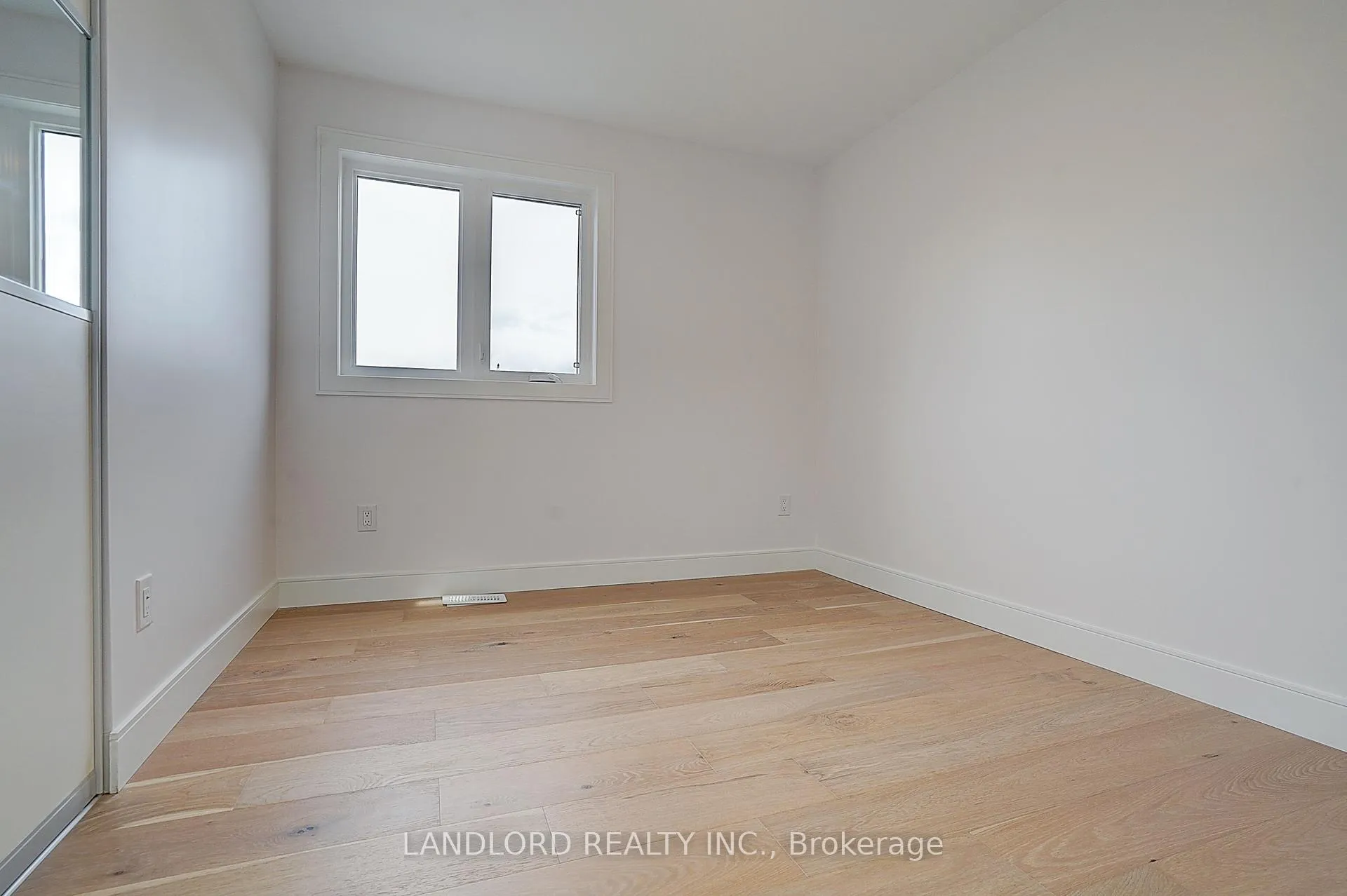 Photo 41 of Unit Unit 3, 1344 Pape Avenue, Toronto, Broadview North — HOMEH