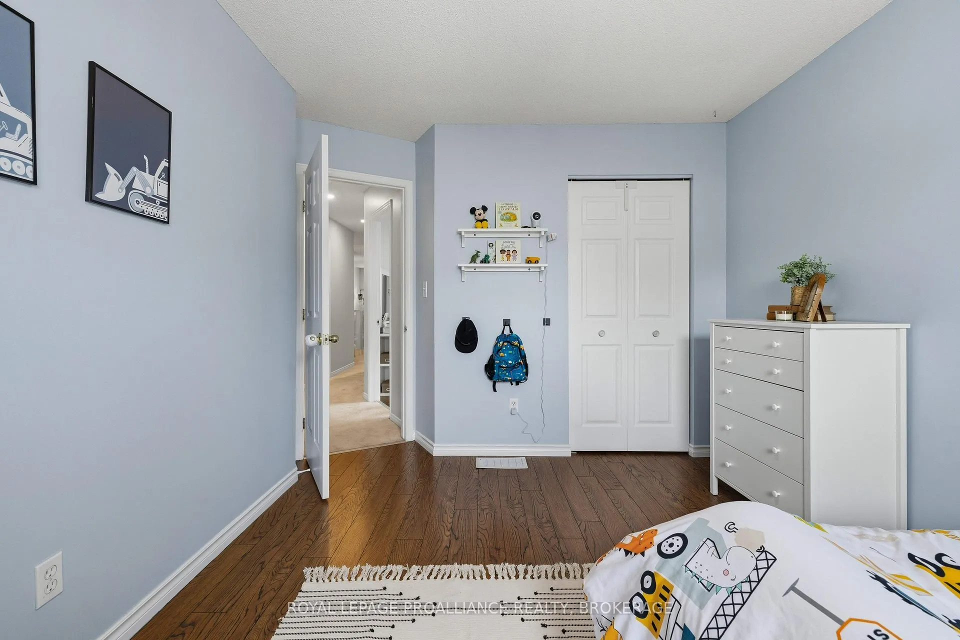 Photo 21 of 1044 Waterbury Crescent, Kingston, City Southwest — HOMEH