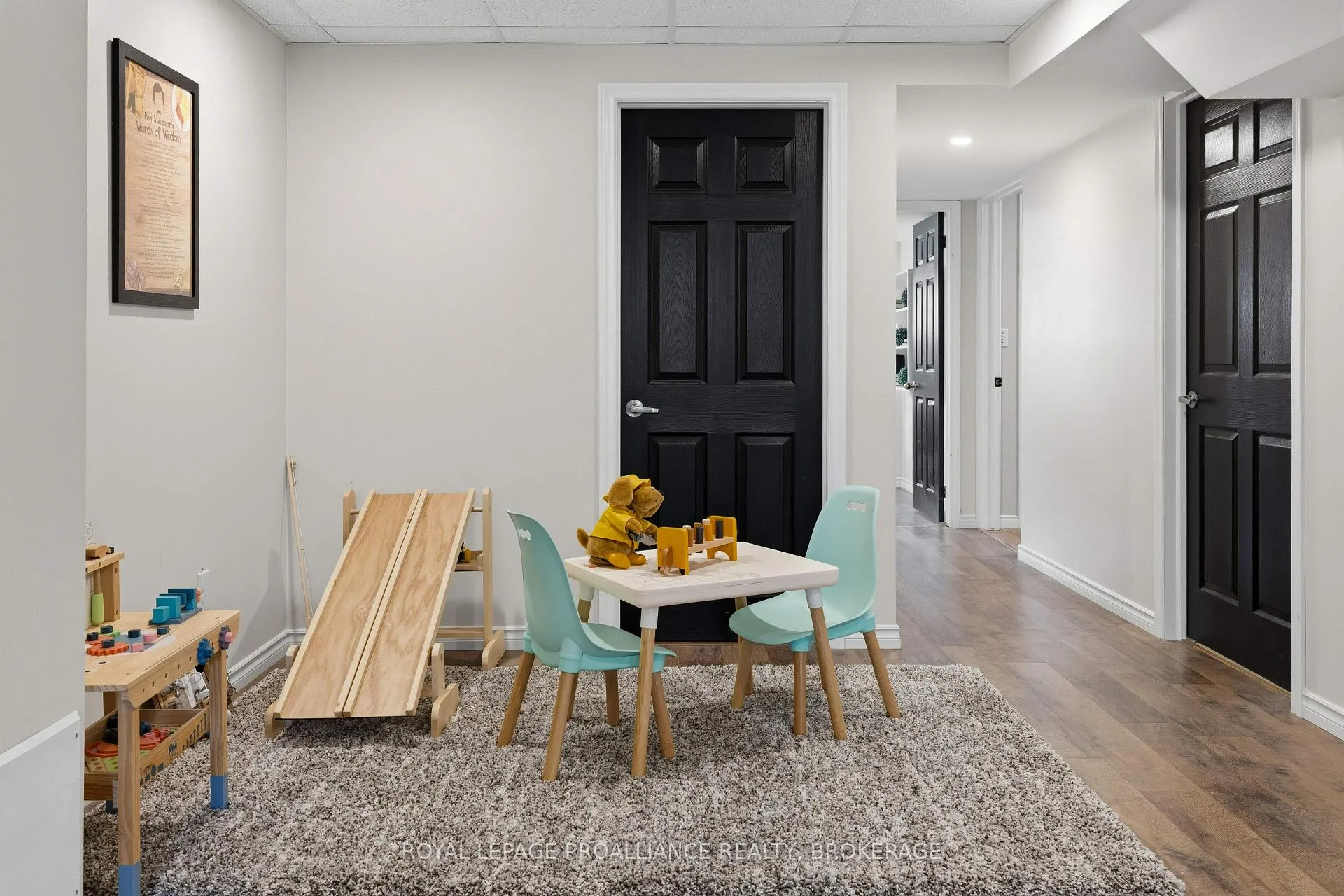 Photo 27 of 1044 Waterbury Crescent, Kingston, City Southwest — HOMEH