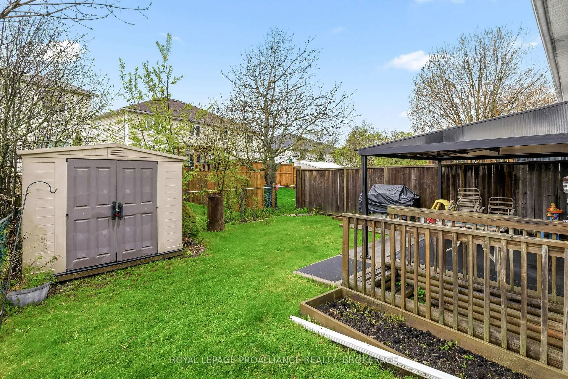 Photo 35 of 1044 Waterbury Crescent, Kingston, City Southwest — HOMEH