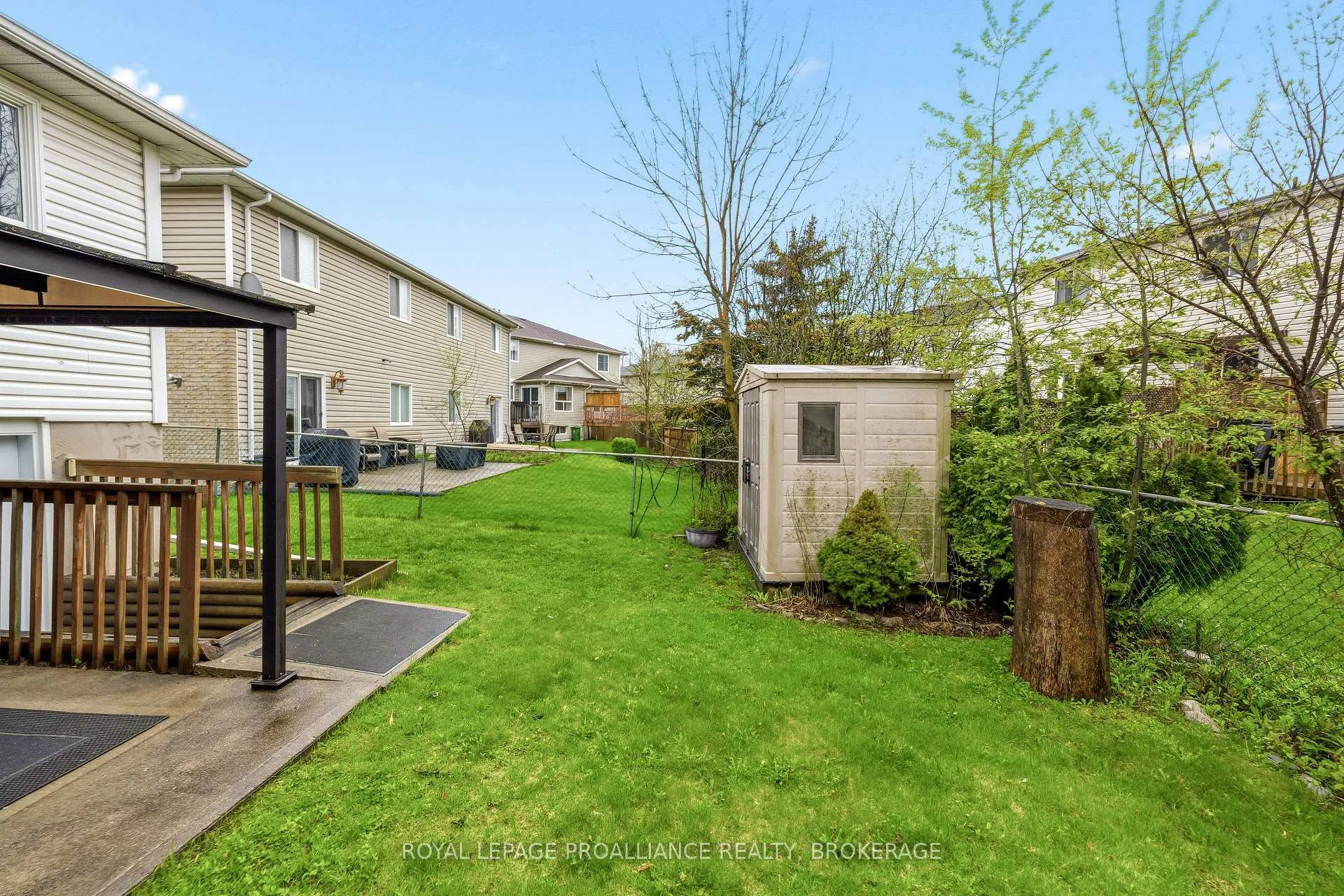 Photo 39 of 1044 Waterbury Crescent, Kingston, City Southwest — HOMEH