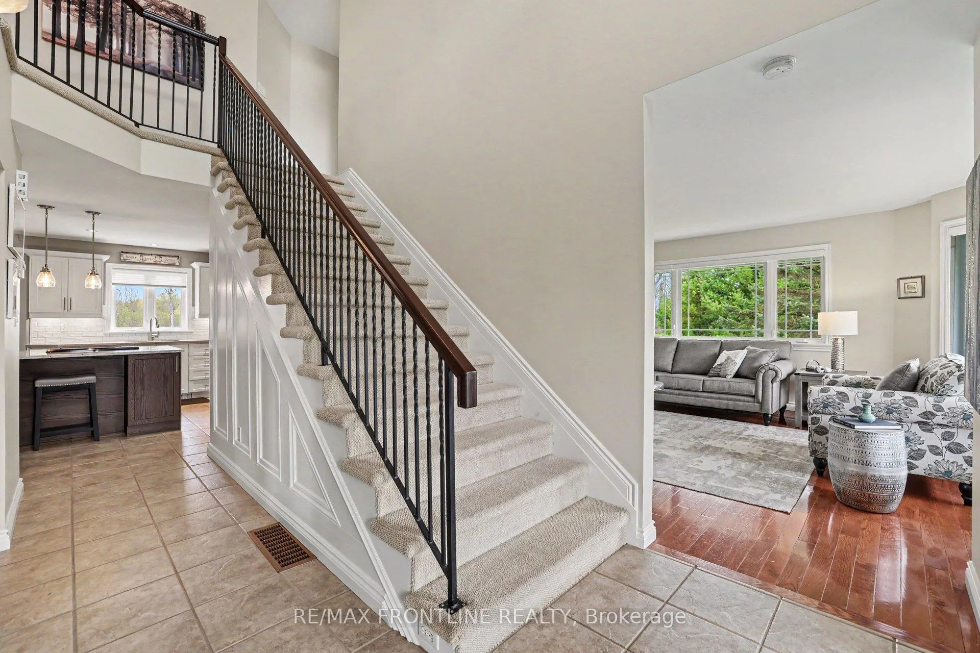 Photo 6 of 146 Orchard Crescent, Tay Valley, Bathurst/Burgess & Sherbrooke (Bathurst) Twp — HOMEH