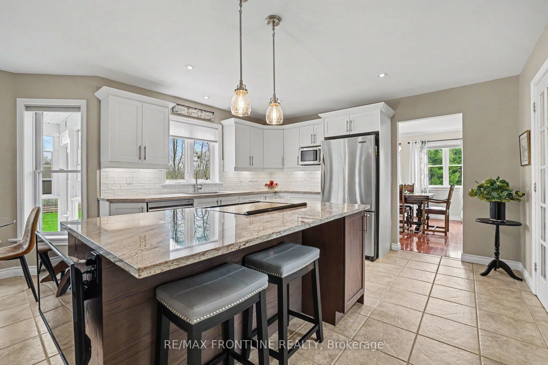 Photo 12 of 146 Orchard Crescent, Tay Valley, Bathurst/Burgess & Sherbrooke (Bathurst) Twp — HOMEH